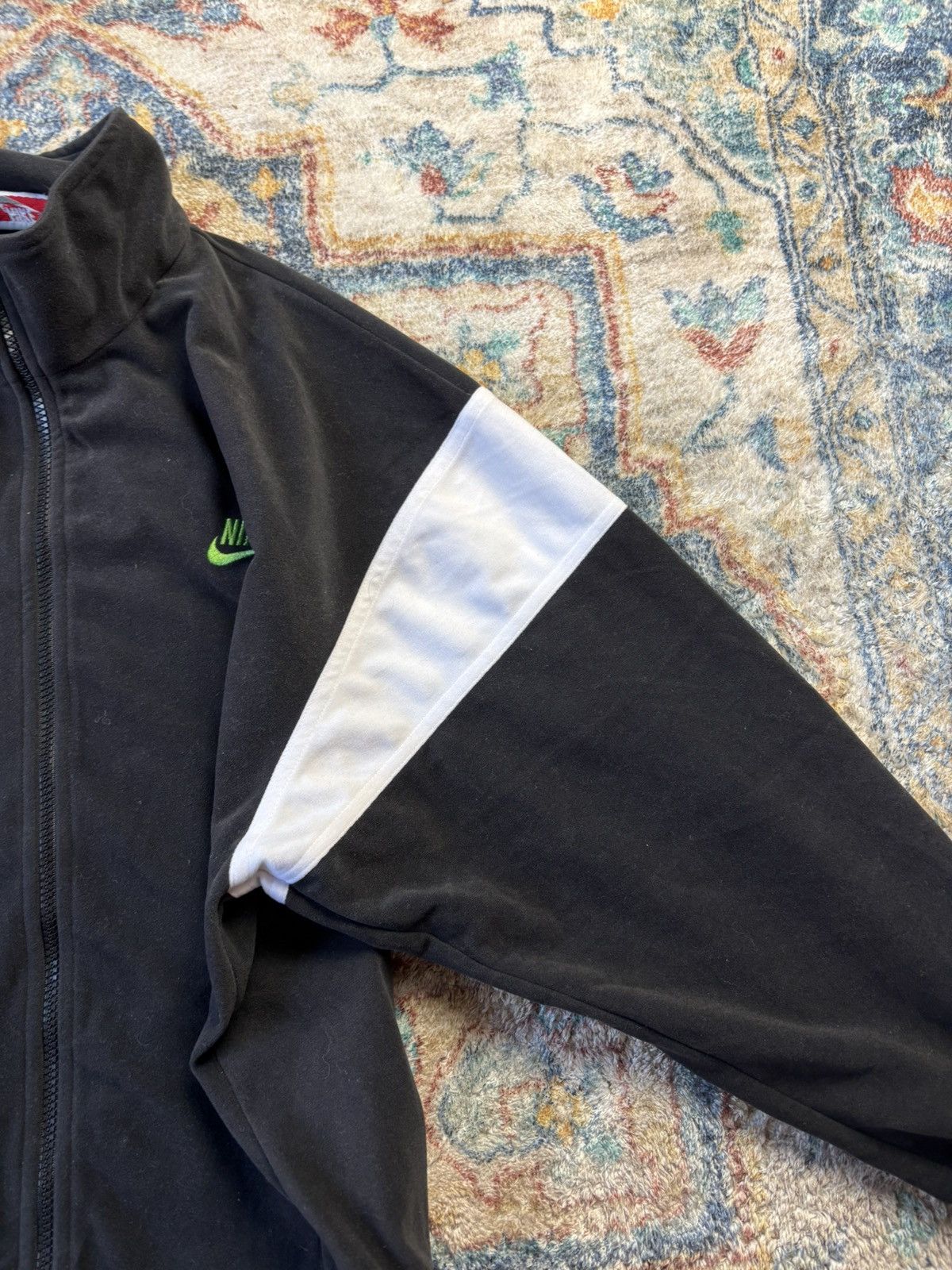Nike Vintage Nike Velour Zip-up Track Jacket Medium Size US M / EU 48-50 / 2 - 5 Thumbnail