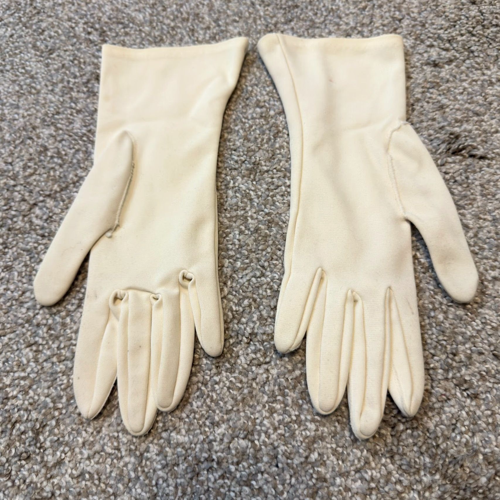 Vintage VINTAGE White Cream Gloves XS Small Women Edwardian Victorian Steampunk Womens Size ONE SIZE - 2 Thumbnail