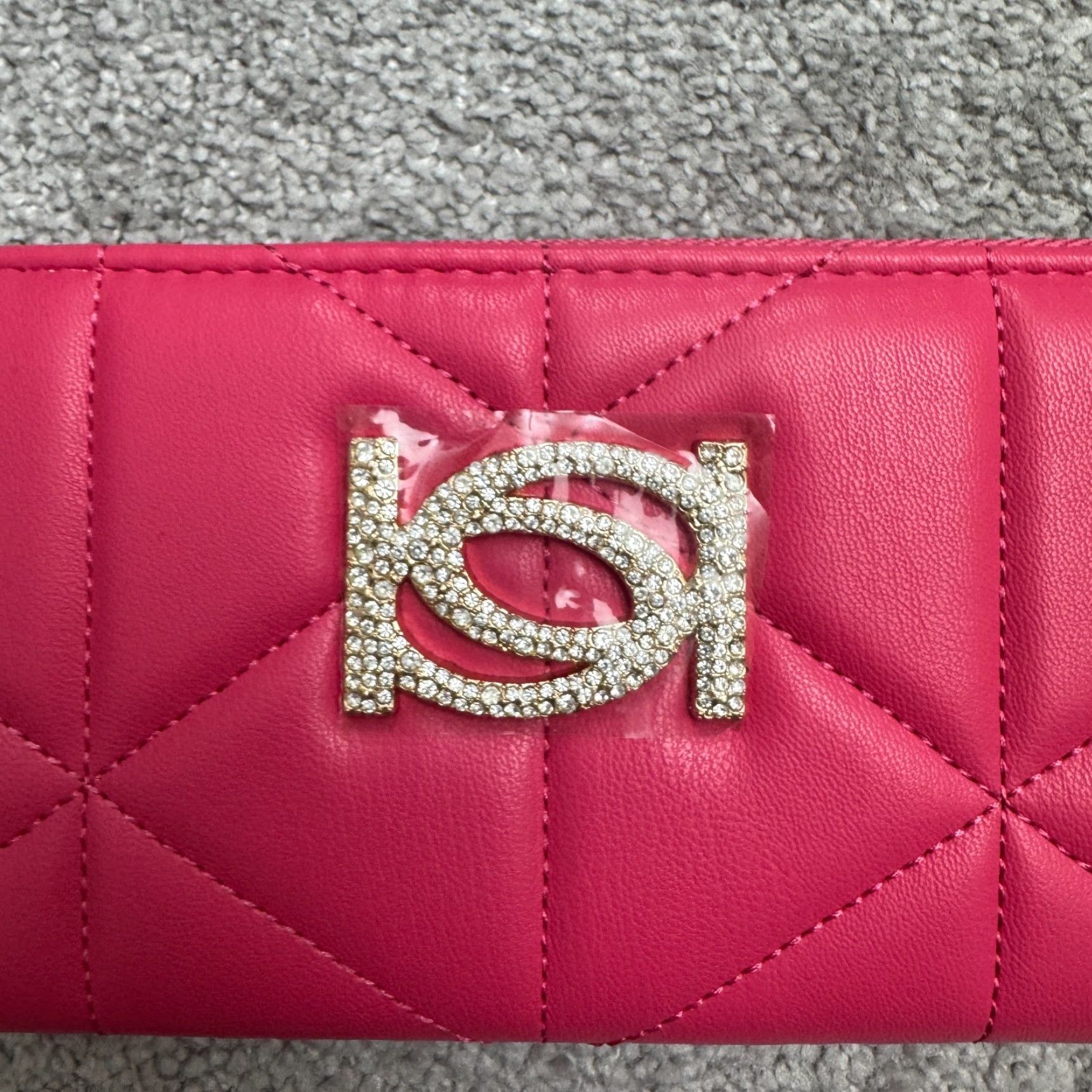 Bebe VINTAGEBeBe Zaza Zip Around Wallet Hot Pink Quilted Rhinestone Logo Wristlet Clutch NWT Size ONE SIZE - 7 Thumbnail