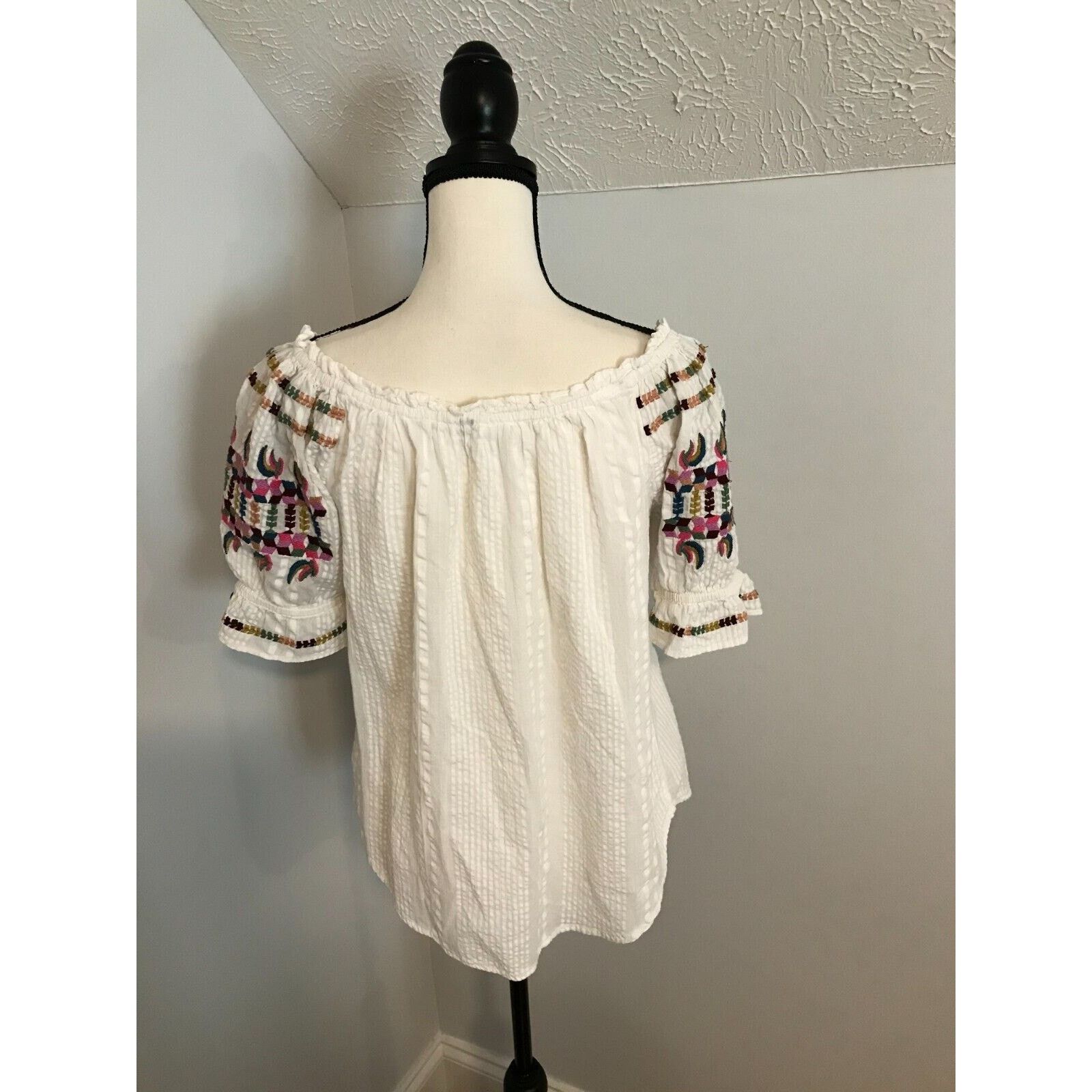 Anthropologie Anthropologie Akemi+Kin Pajaro S/S Embroidered Blouse Size XS / US 0-2 / IT 36-38 - 3 Thumbnail