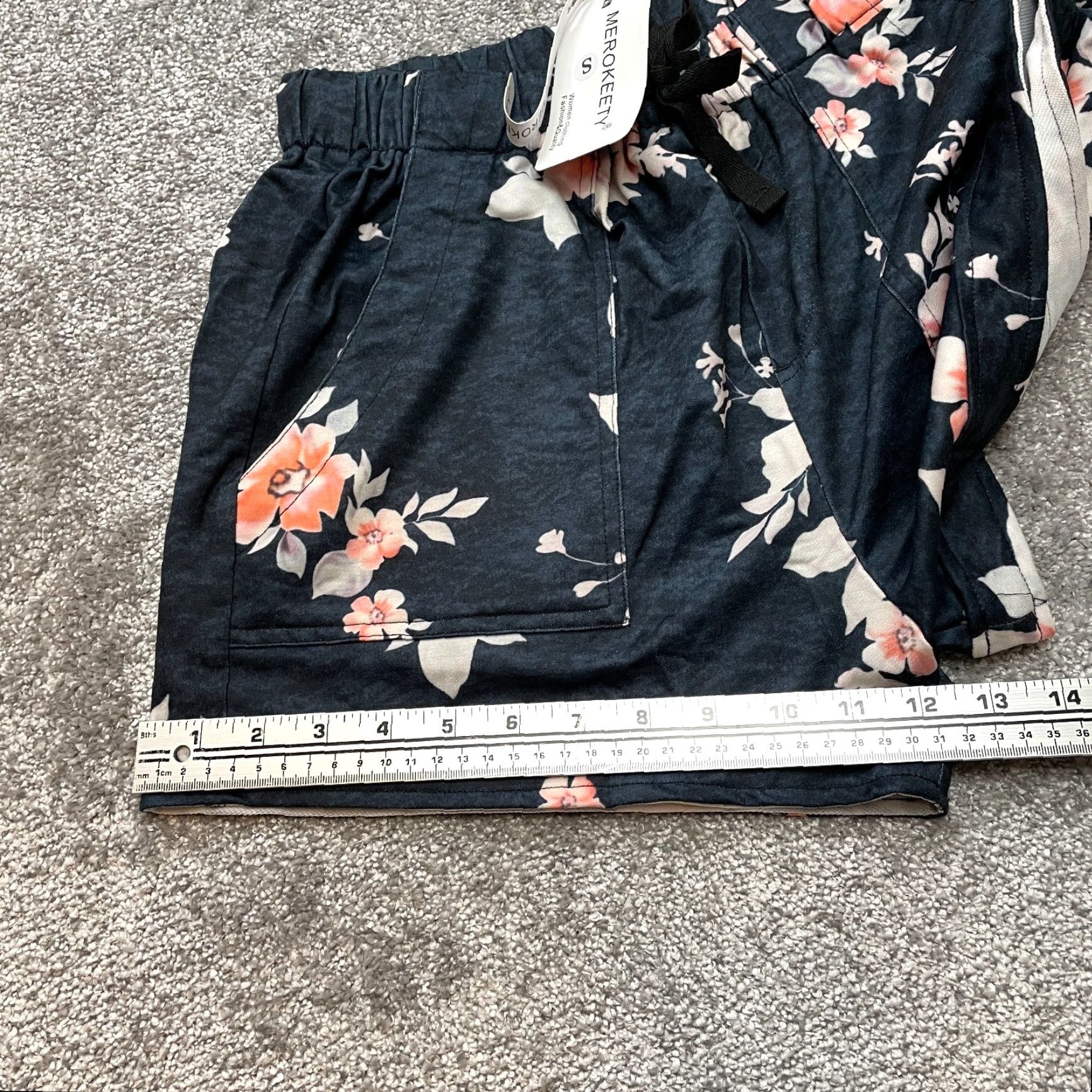 Vintage Merokeety Paperbag Shorts Womens Small Blue Floral Stretch Rayon Soft New NWT Size 28" / US 6 / IT 42 - 2 Thumbnail