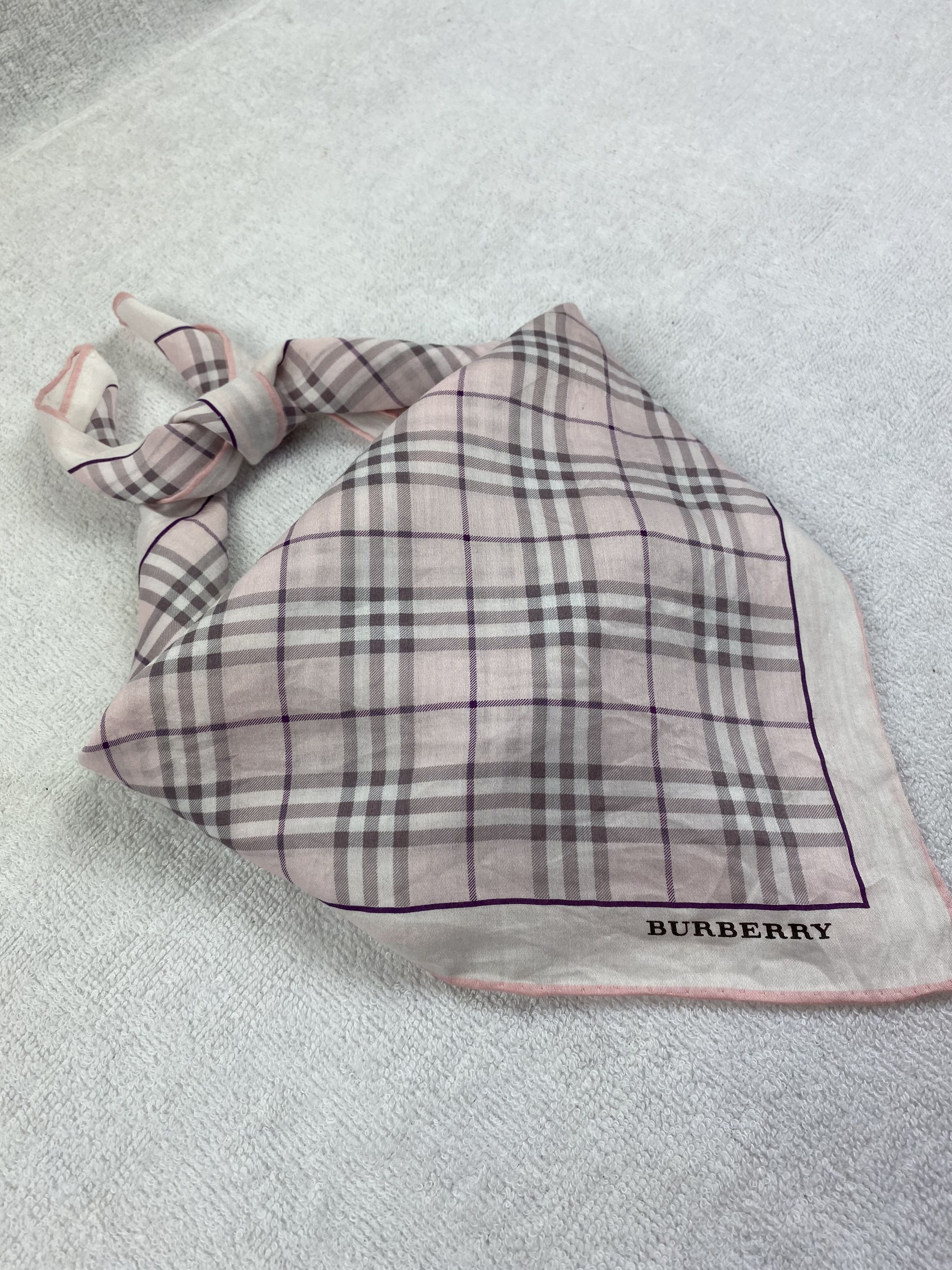 Burberry Burberry Handkerchief / Bandana / Neckerchief Size ONE SIZE - 3 Thumbnail