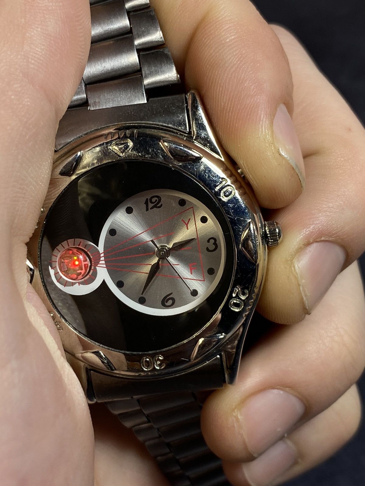 Jewelry Futuristic LED Watch – Silver Dial & Unique Light Effect ⏳ Size ONE SIZE - 12 Thumbnail
