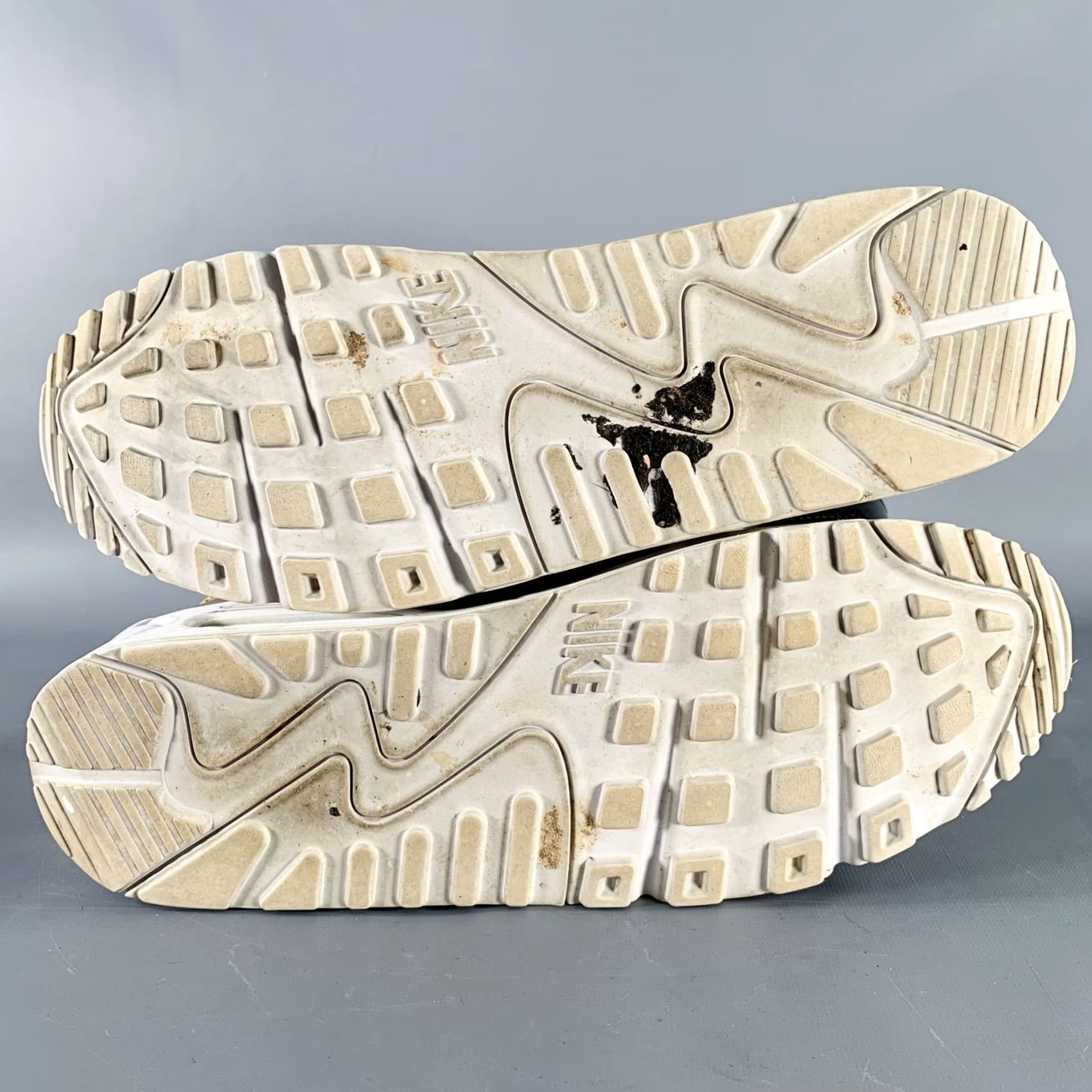 Nike NIKE 30th Anniversary Gold Metallic Low Top Sneakers 2020 Size 15.5 Size XXL / US 16-18 / IT 52-54 - 6 Thumbnail