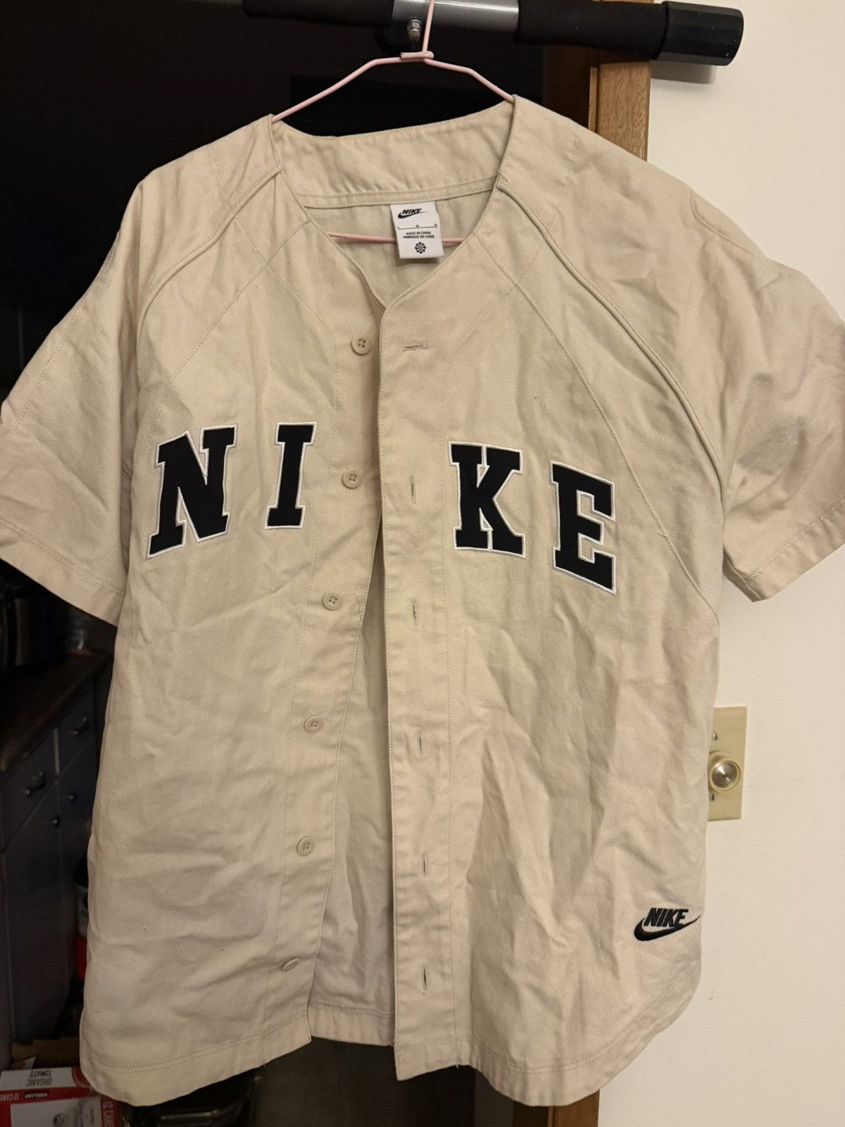 Nike unique baseball-styled streetwear top
