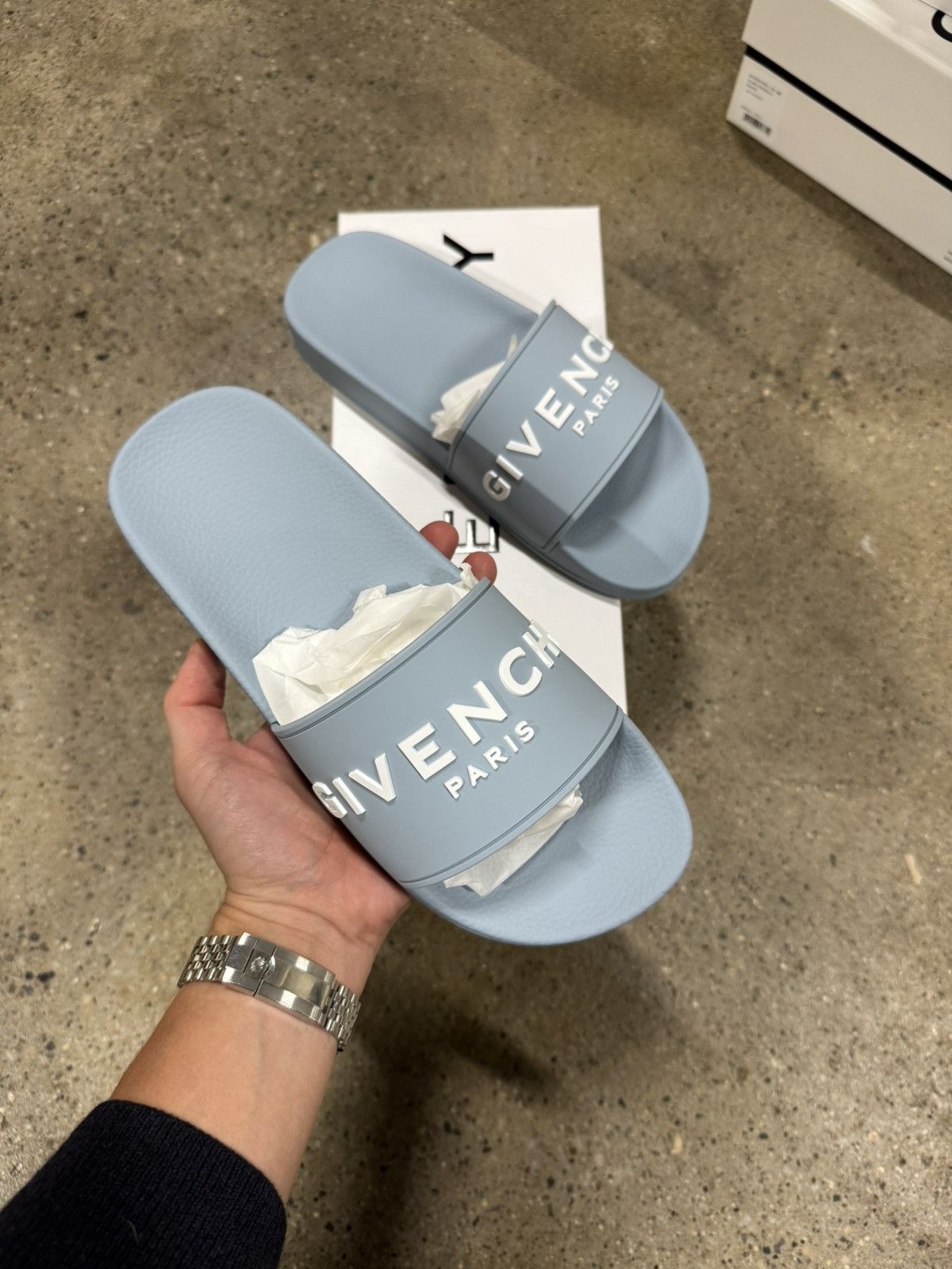 Givenchy Givenchy Rubber Pool Slides NEW 475$ Size US 10 / EU 43 - 5 Thumbnail