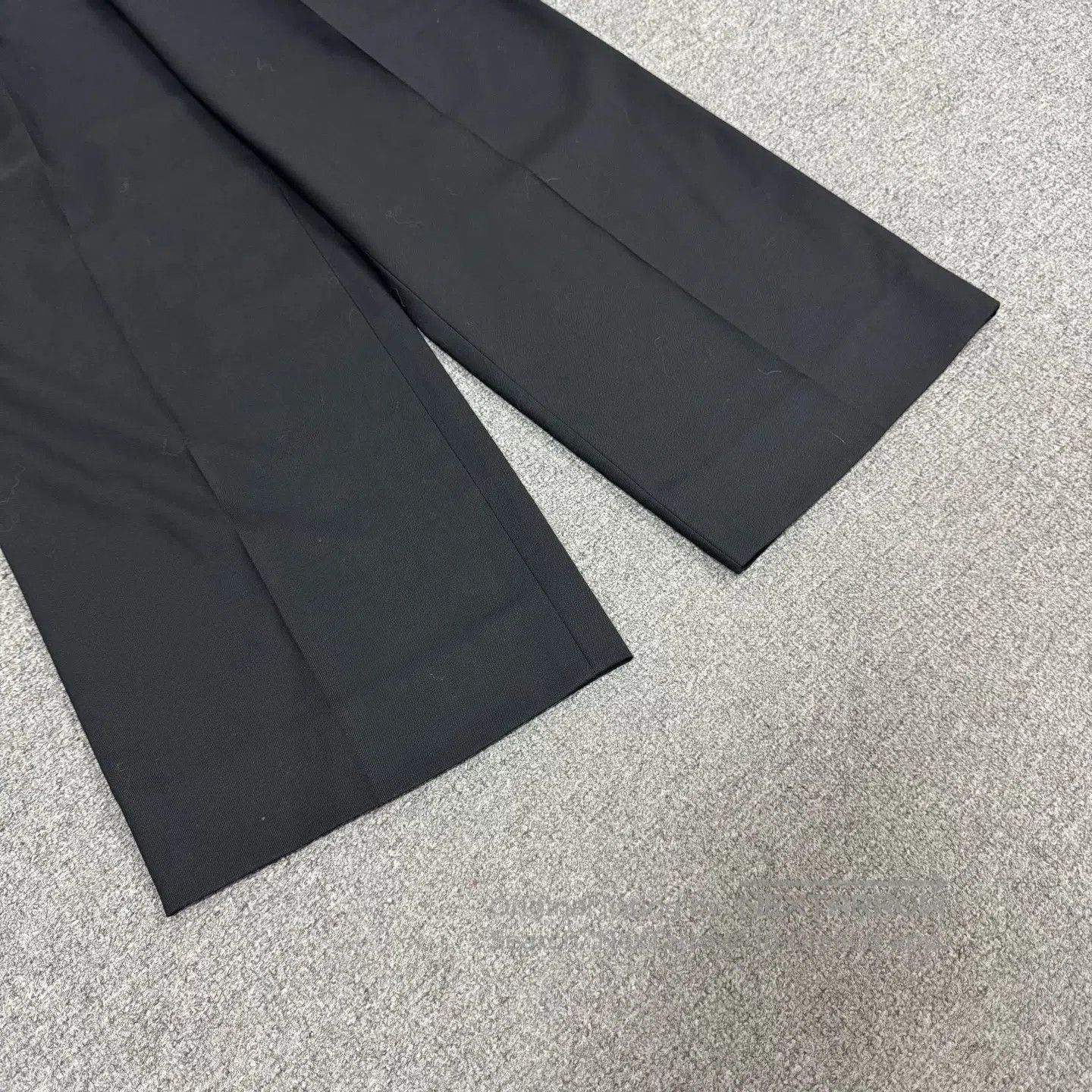 Celine CELINE size 34 Black, pleated, wide-leg wool casual pants/ Size 26" / US 2 / IT 38 - 4 Thumbnail