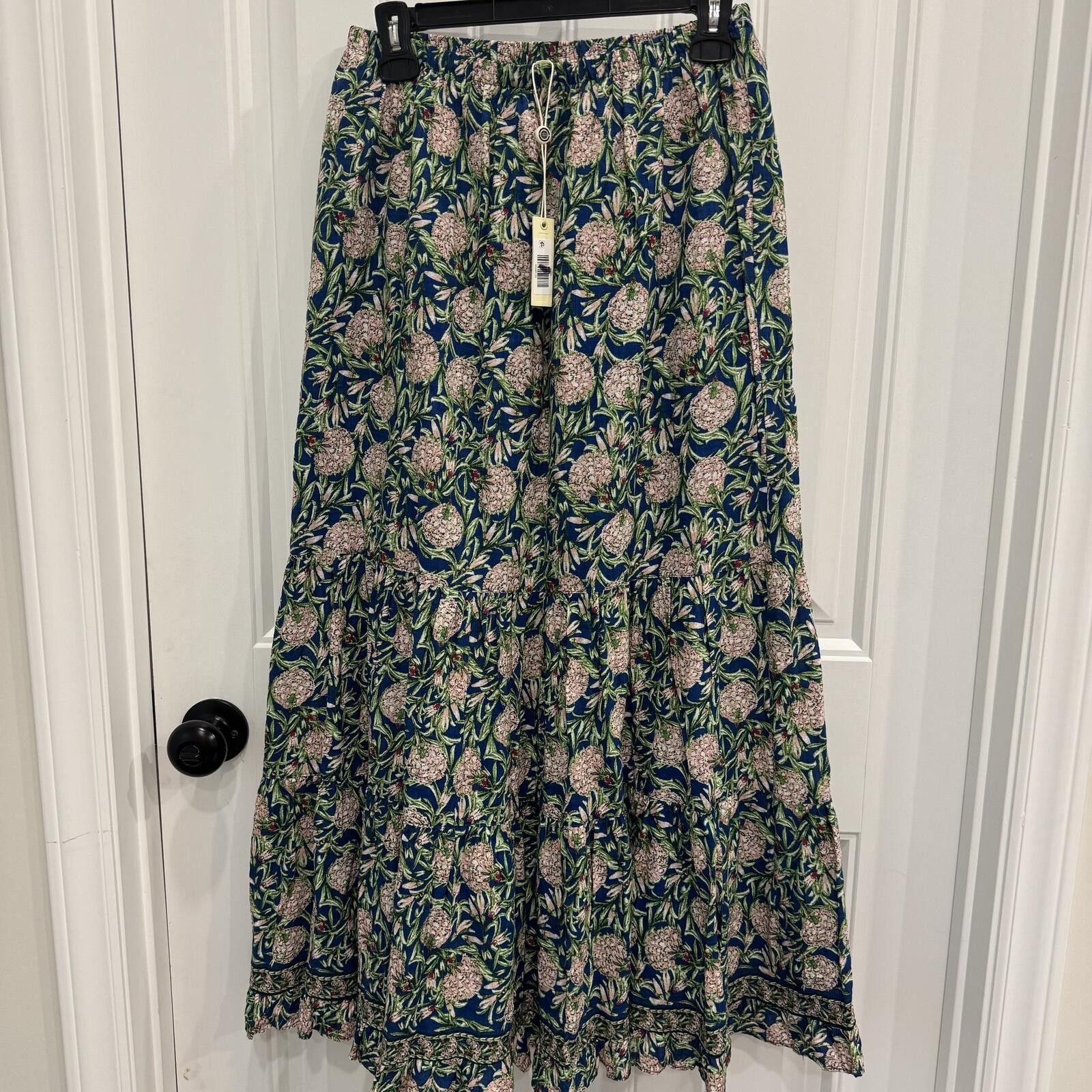 Other New Max Studio London Floral Print Maxi Skirt Size S Size 28" / US 6 / IT 42 - 1 Thumbnail