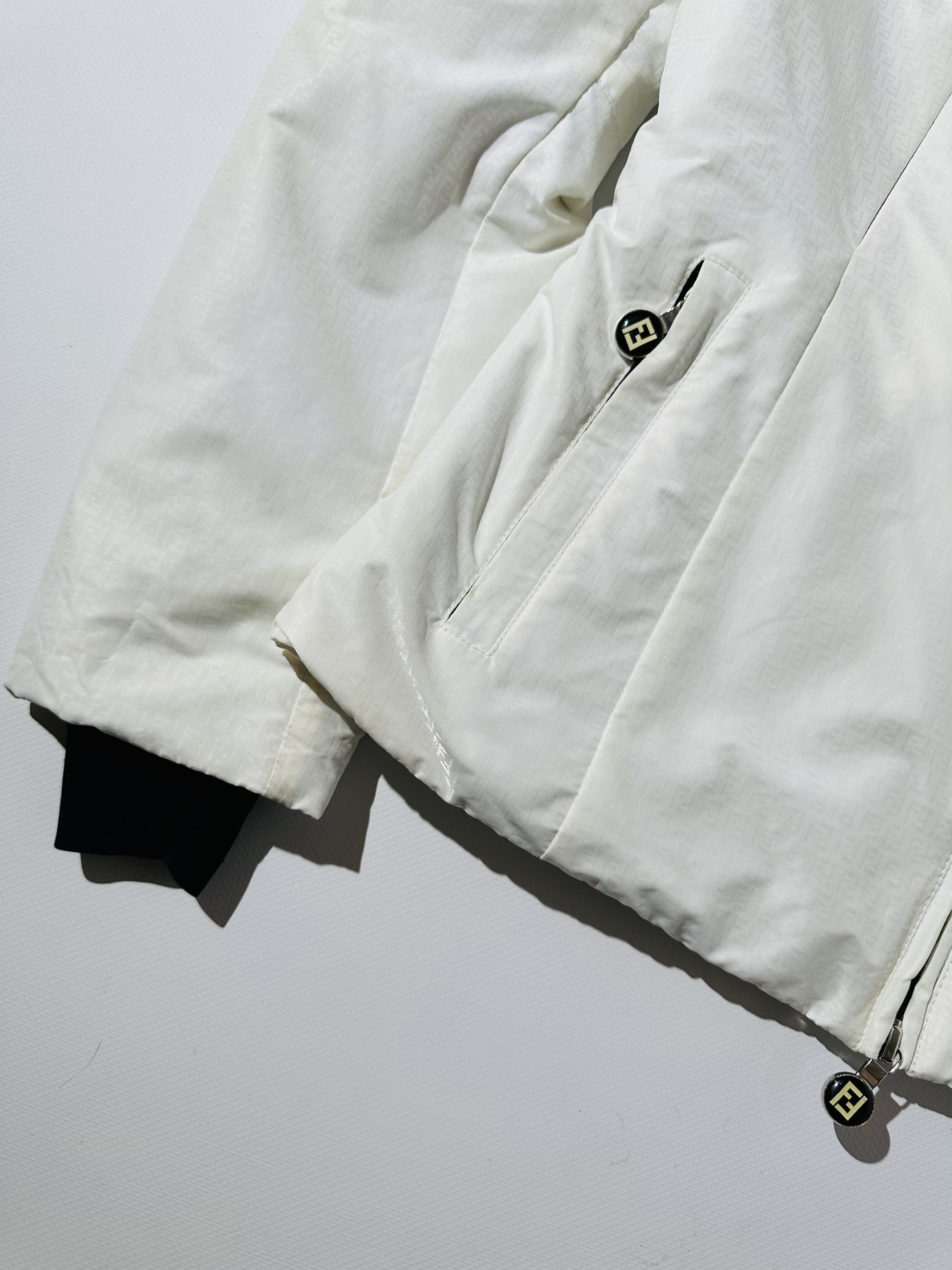 Fendi × Vintage Fendi Ski jacket woman vintage Size M / US 6-8 / IT 42-44 - 5 Thumbnail