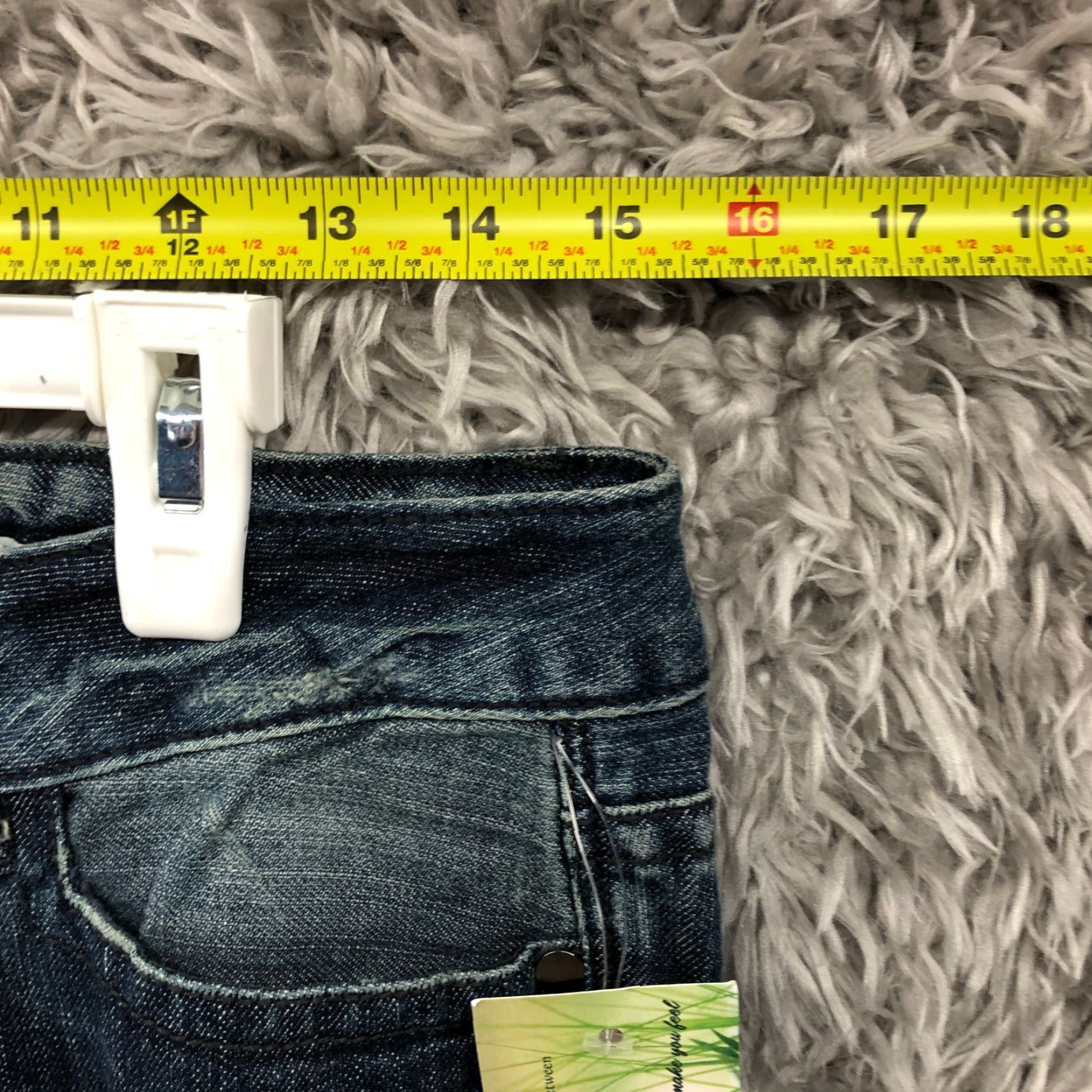 DKNY DKNY Ave B Jeans 10 Womens Low Rise Slim Straight Dark Wash Blue Denim Jeans Women 10 DKNY Avenue B Dark Denim Slim Straight 5-Pocket Womens Size 32" / US 10 / IT 46 - 2 Thumbnail
