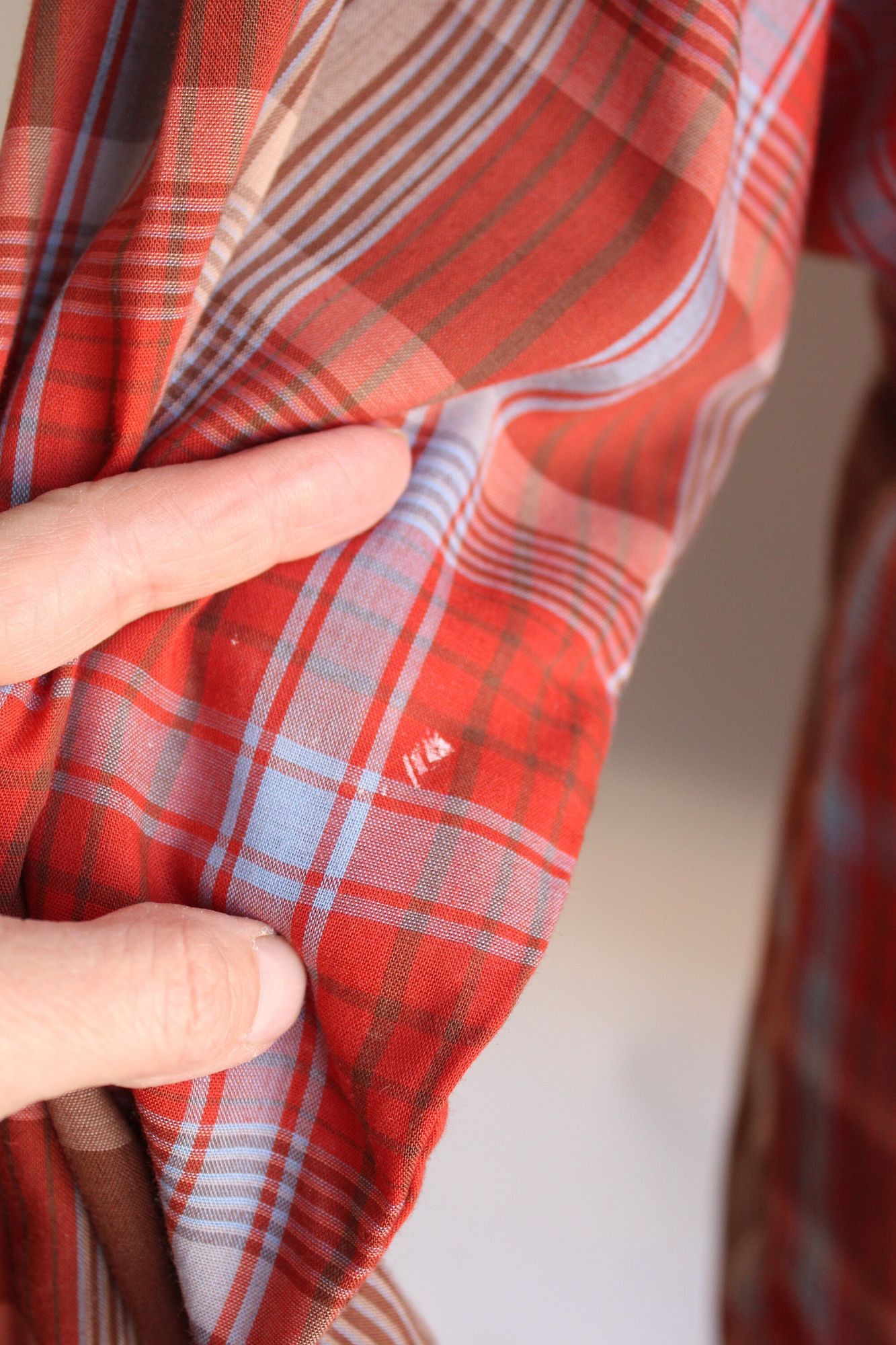 Vintage Vintage 1970s Shirt, Viking Dagger Collar Orange Plaid Trata Size L / US 10 / IT 46 - 4 Thumbnail
