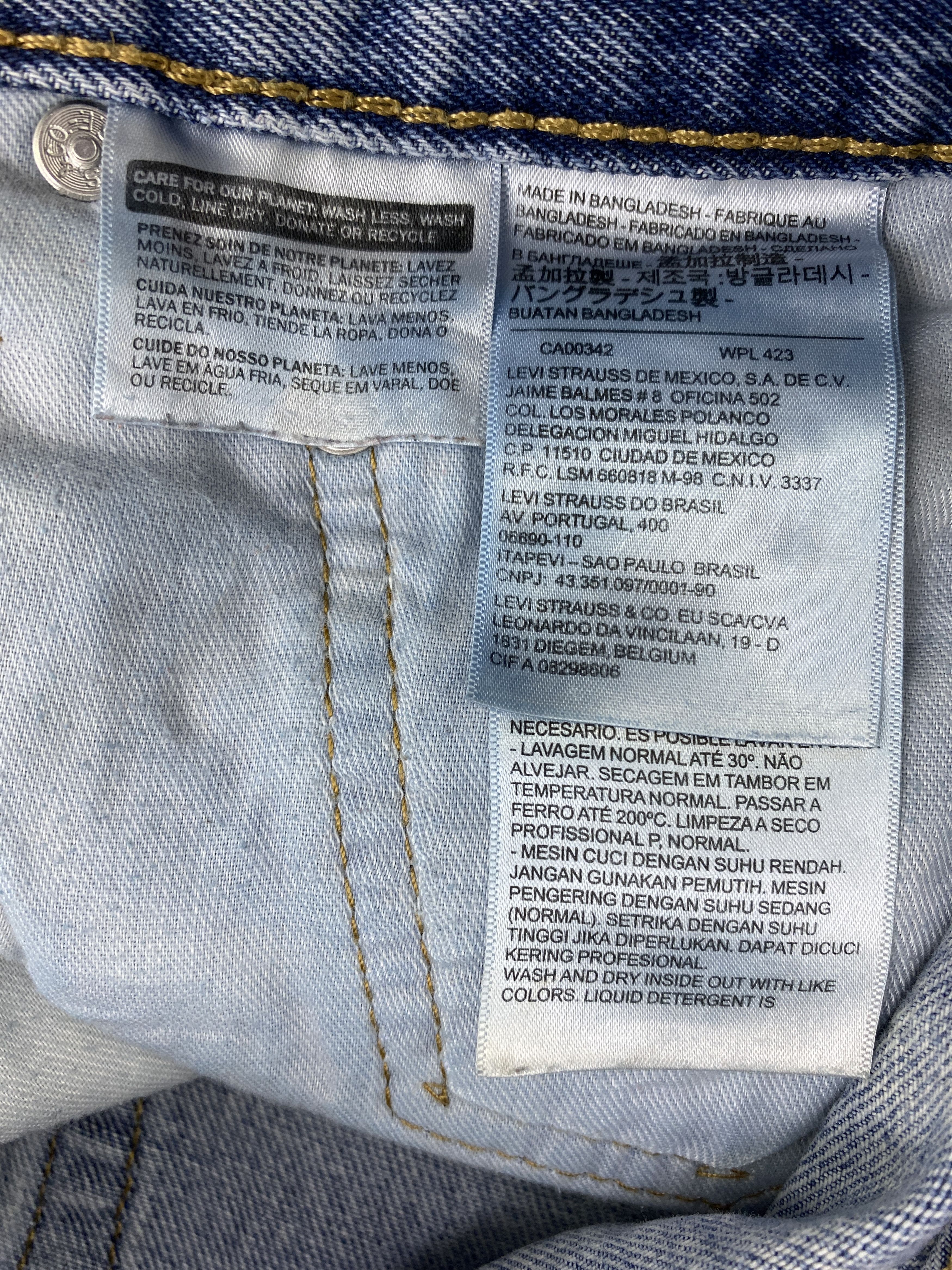 Levi's × Vintage Vintage Levis 541 Light Blue Washed Jeans Size US 34 / EU 50 - 11 Thumbnail
