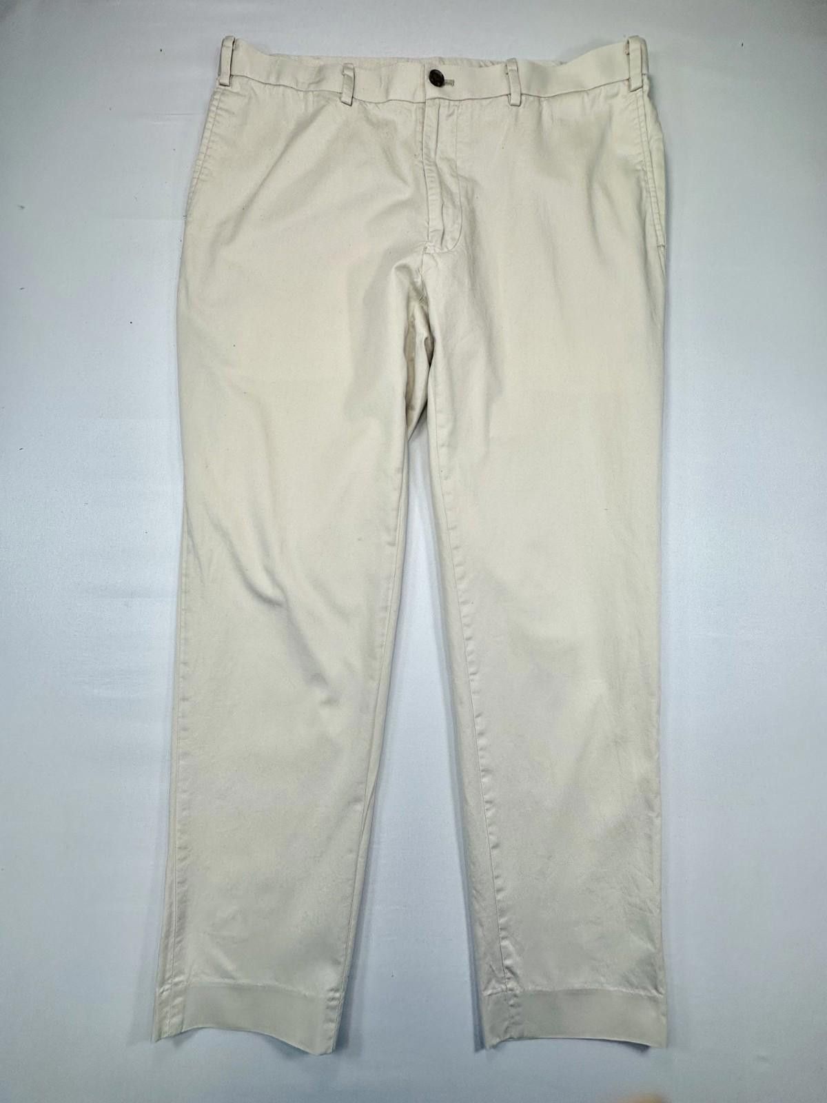 Indochino Indochino Newbury 52 Flat Front Straight Chinos Brown 34/29 Size US 34 / EU 50 - 1 Thumbnail