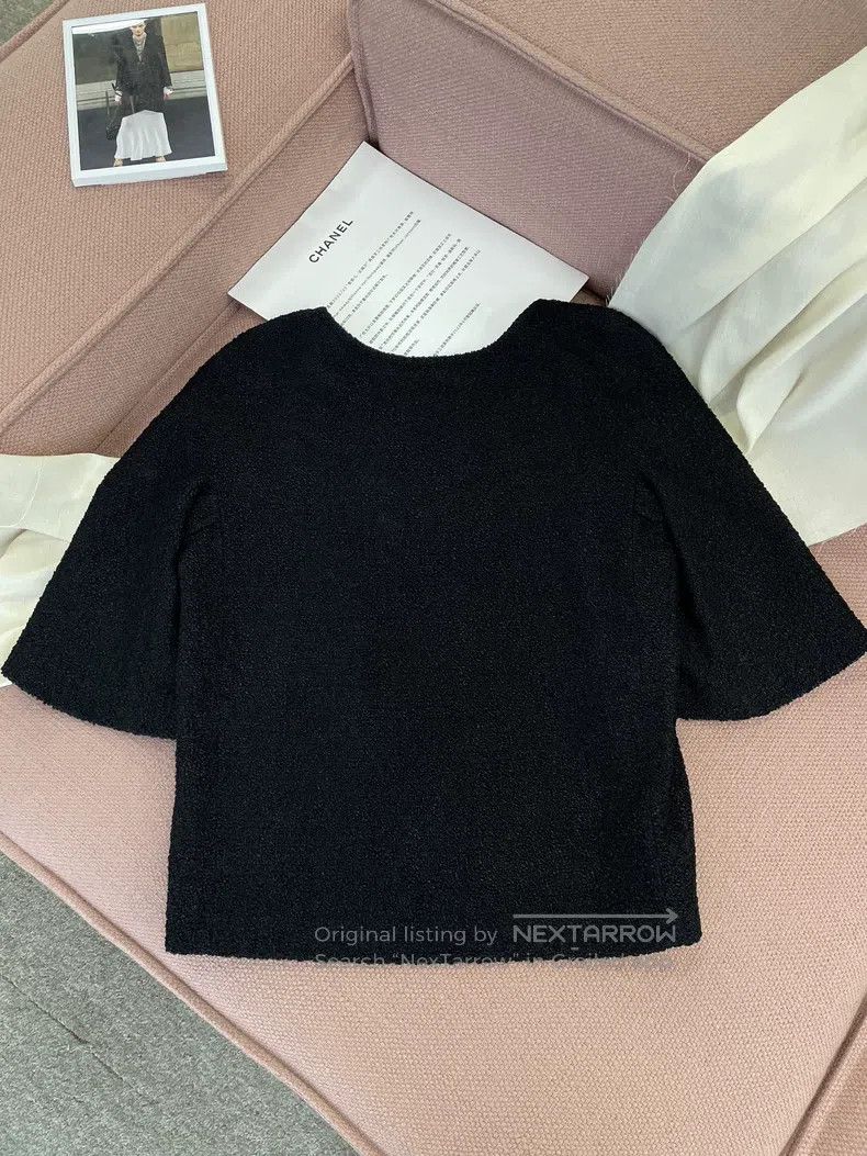 Chanel Chanel Black V-neck short sleeves Size XS / US 0-2 / IT 36-38 - 4 Thumbnail