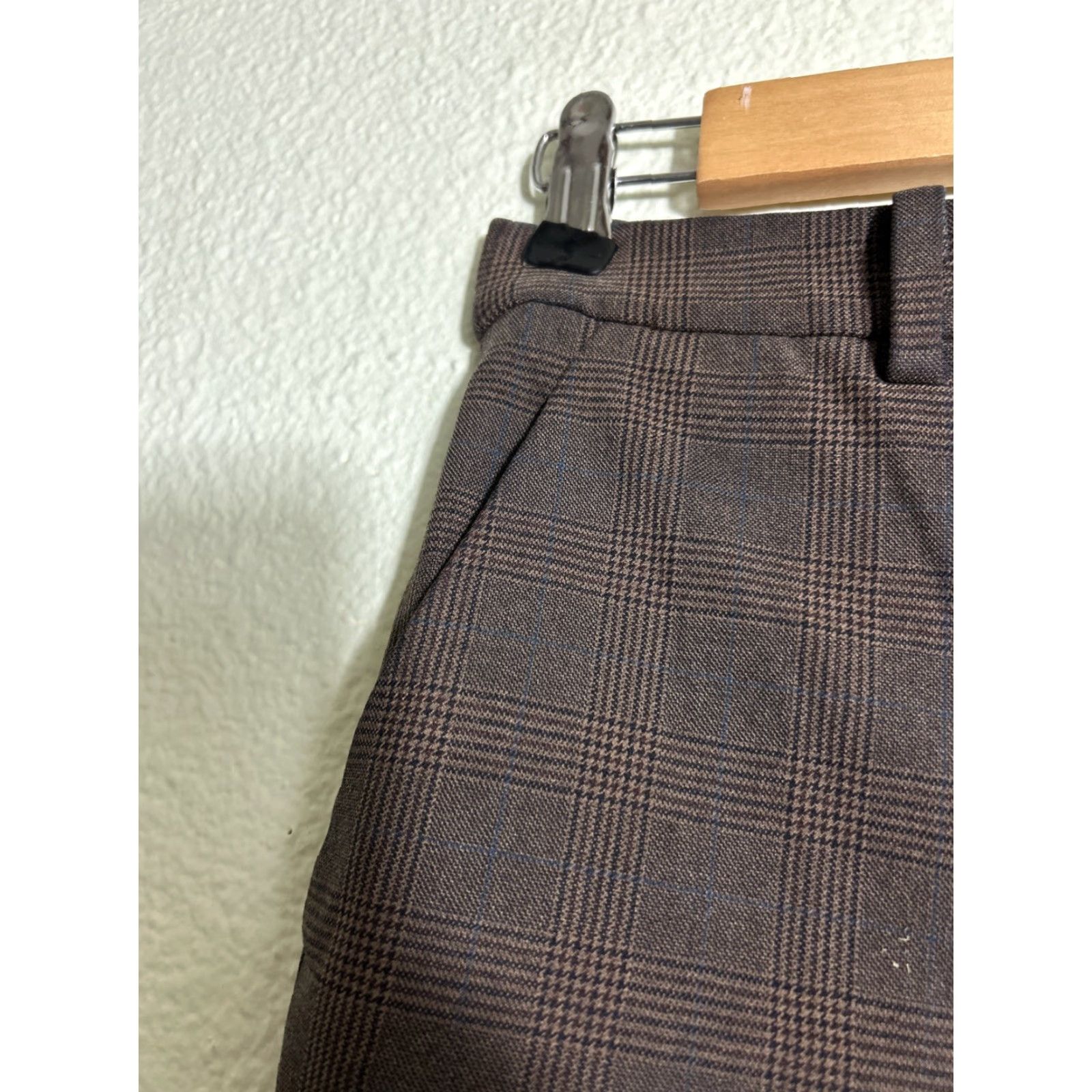 Uniqlo VINTAGE Uniqlo Women's Small Brown Plaid Dress Pants Polyester 27x27 Size 28" / US 6 / IT 42 - 7 Thumbnail