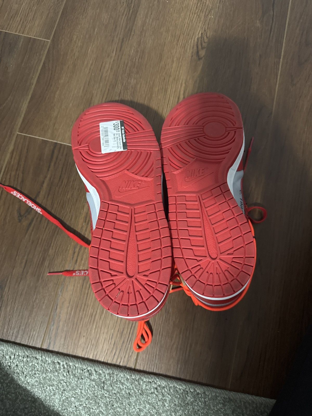 Nike × Off-White Off-White x Dunk Low ‘University Red’ Size US 11 / EU 44 - 5 Thumbnail