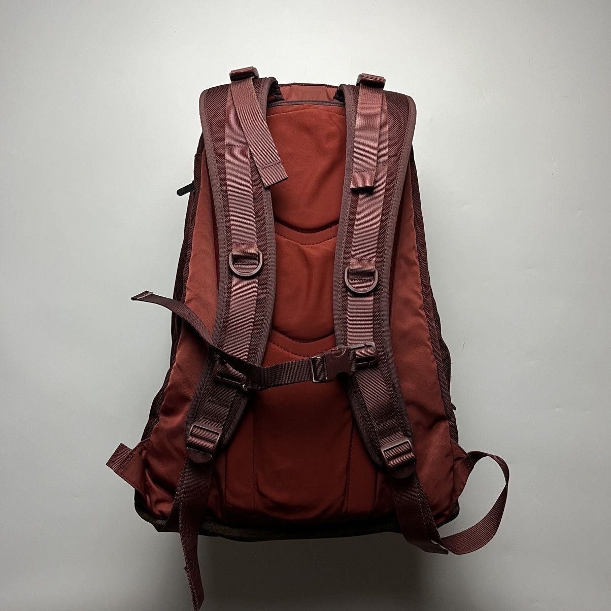 Visvim Visvim SS15 Ballistic Cordura 20L Backpack Burgundy w/ Suede Size ONE SIZE - 4 Thumbnail