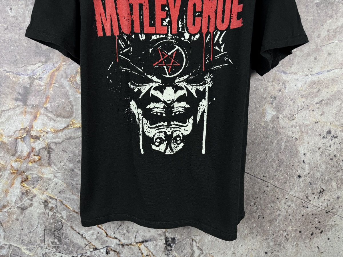 Other Men’s Motley Crue The World Tour T-Shirt Size Large Size US L / EU 52-54 / 3 - 4 Thumbnail