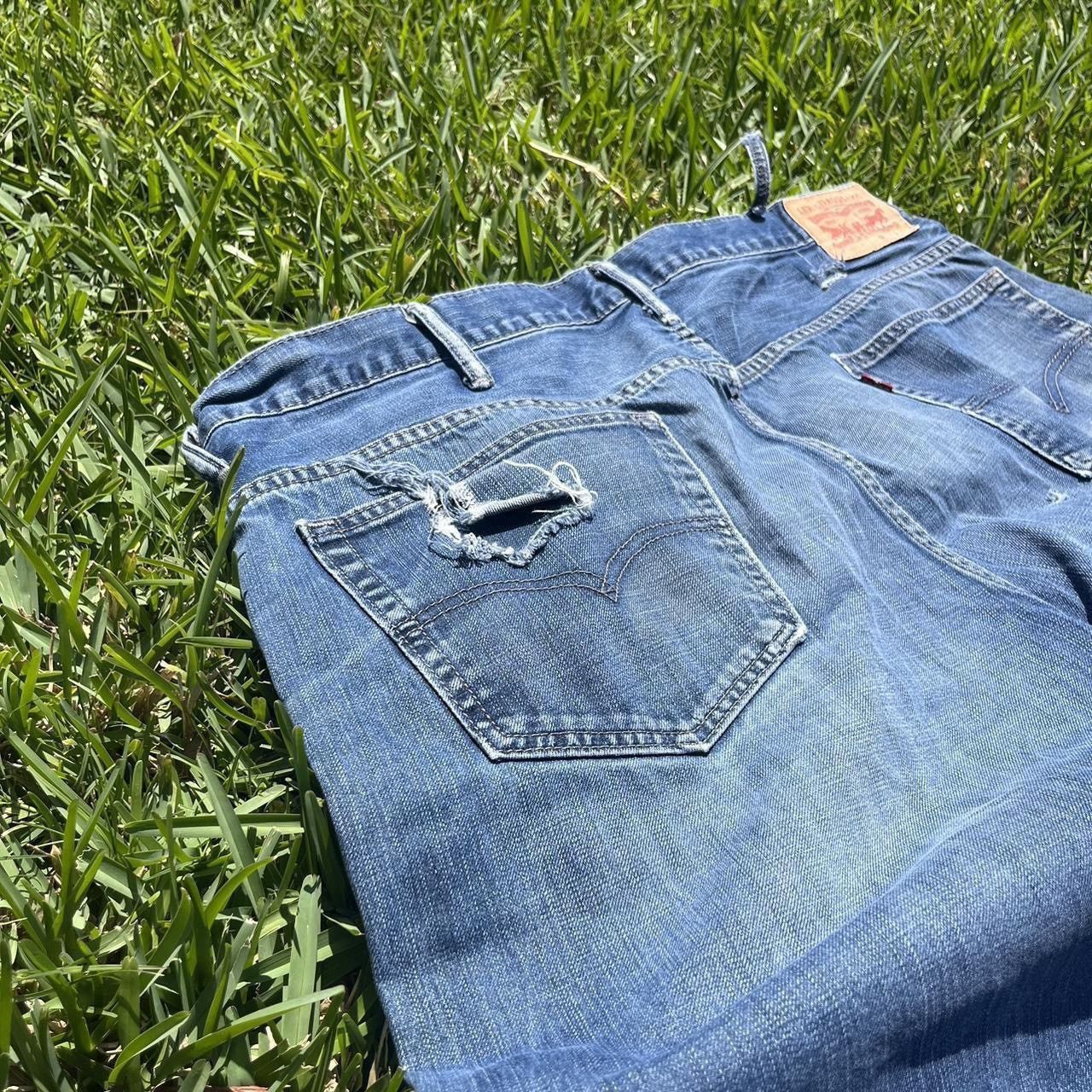 Levi's Vintage Clothing Vintage Levi’s 569 Jeans 40x32 Baggy Y2K Distressed Denim Size US 40 / EU 56 - 4 Thumbnail