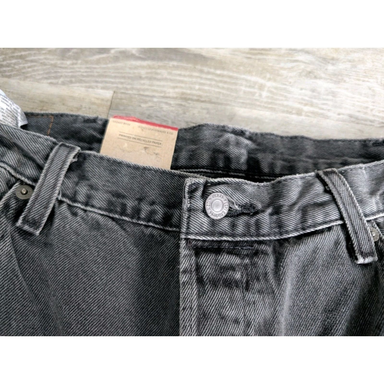 Levi's VINTAGE Levi's 501 Jeans Black 93 Button Fly Straight Leg 40x32 Mens Regular Inseam 32 Denim Cotton Tags NWT 5-Pocket Size US 40 / EU 56 - 5 Thumbnail