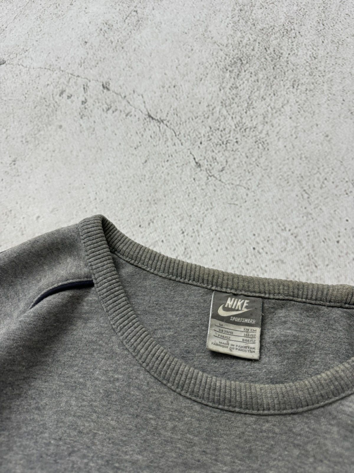 Nike × Vintage Nike Big Logo Vintage Sweatshirt Size US M / EU 48-50 / 2 - 5 Thumbnail