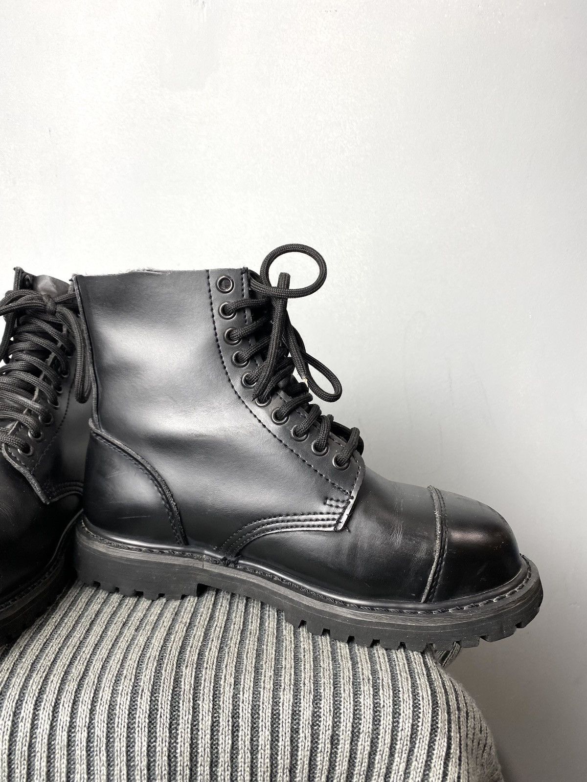 Band Tees Rare Vintage Phantom Hardcore Punk Boots Undercover New Rock Size US 6 / EU 39 - 8 Thumbnail