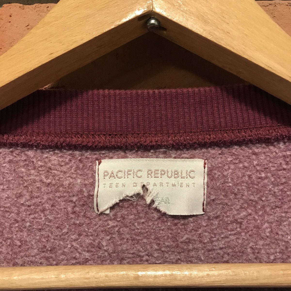 Vintage oversize unisex burgundy crewneck atlanta rugby 90s boxy Size US L / EU 52-54 / 3 - 6 Thumbnail