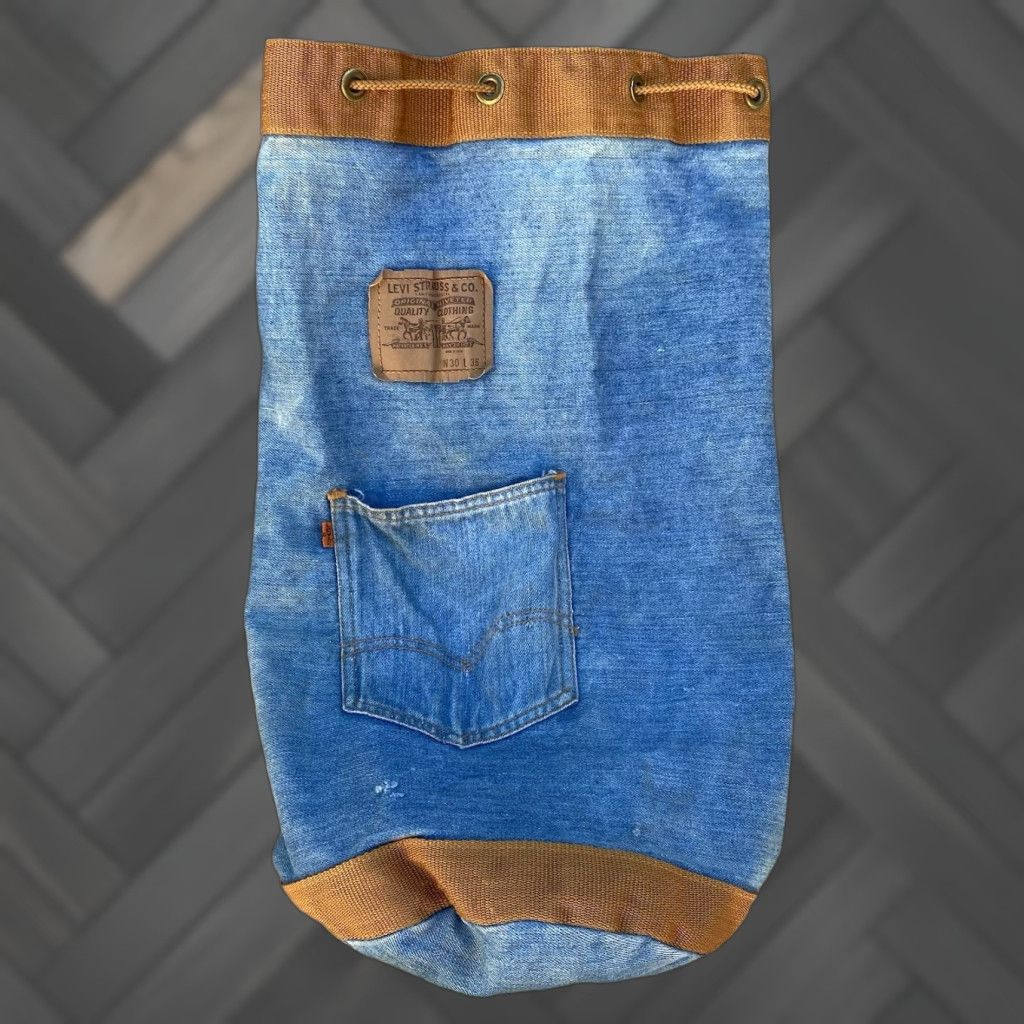 Denime VINTAGE Levi’s Orange Tab Denim Drawstring Sling Bag Shoulder Bag Worn Levis Size ONE SIZE - 1 Thumbnail