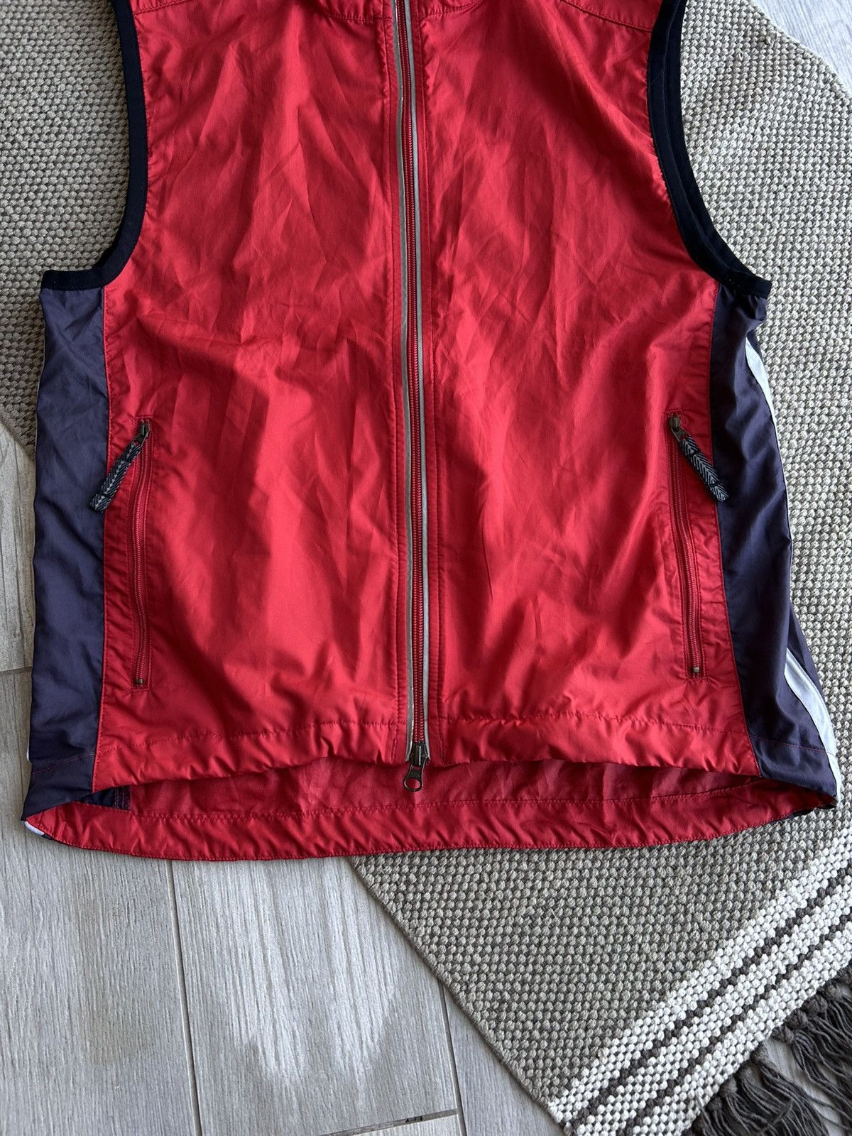 Vintage Vintage Nike Outdoor Tracking Vests Jacket Size US S / EU 44-46 / 1 - 4 Thumbnail