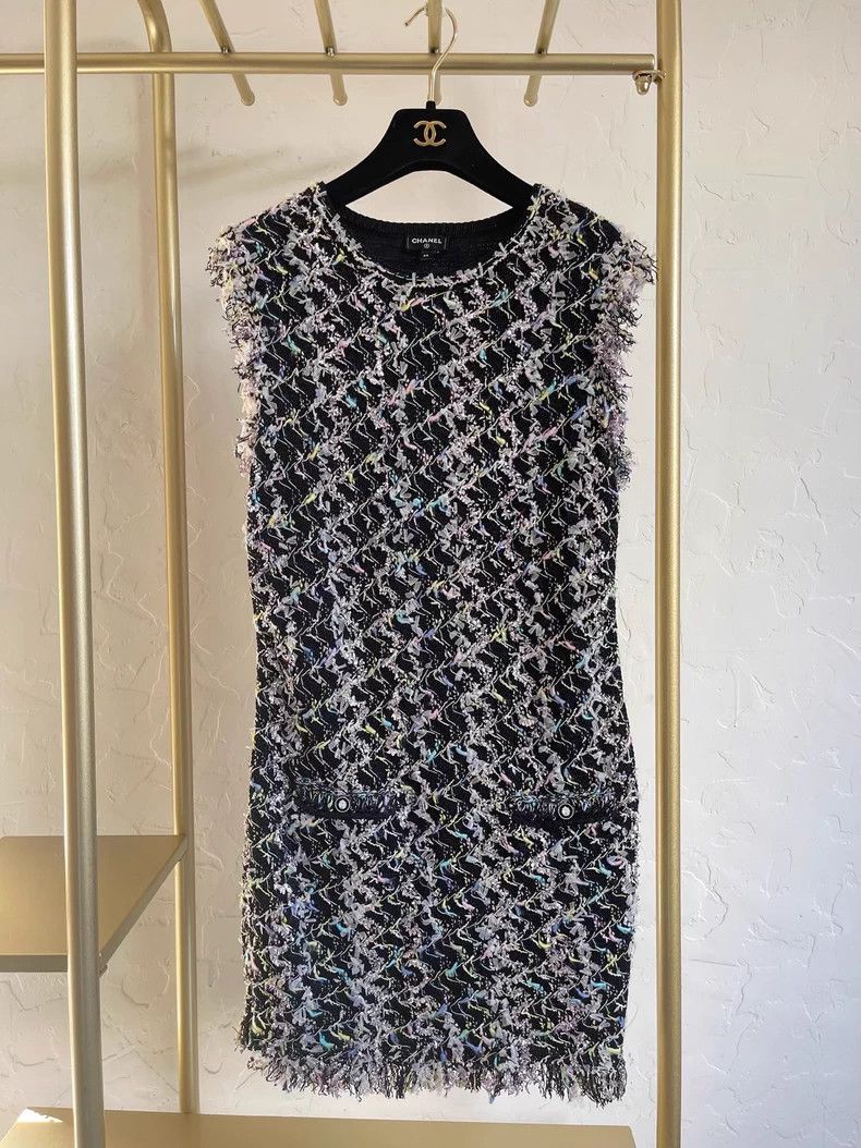 Chanel Chanel 22s knitted dress Size XS / US 0-2 / IT 36-38 - 1 Thumbnail