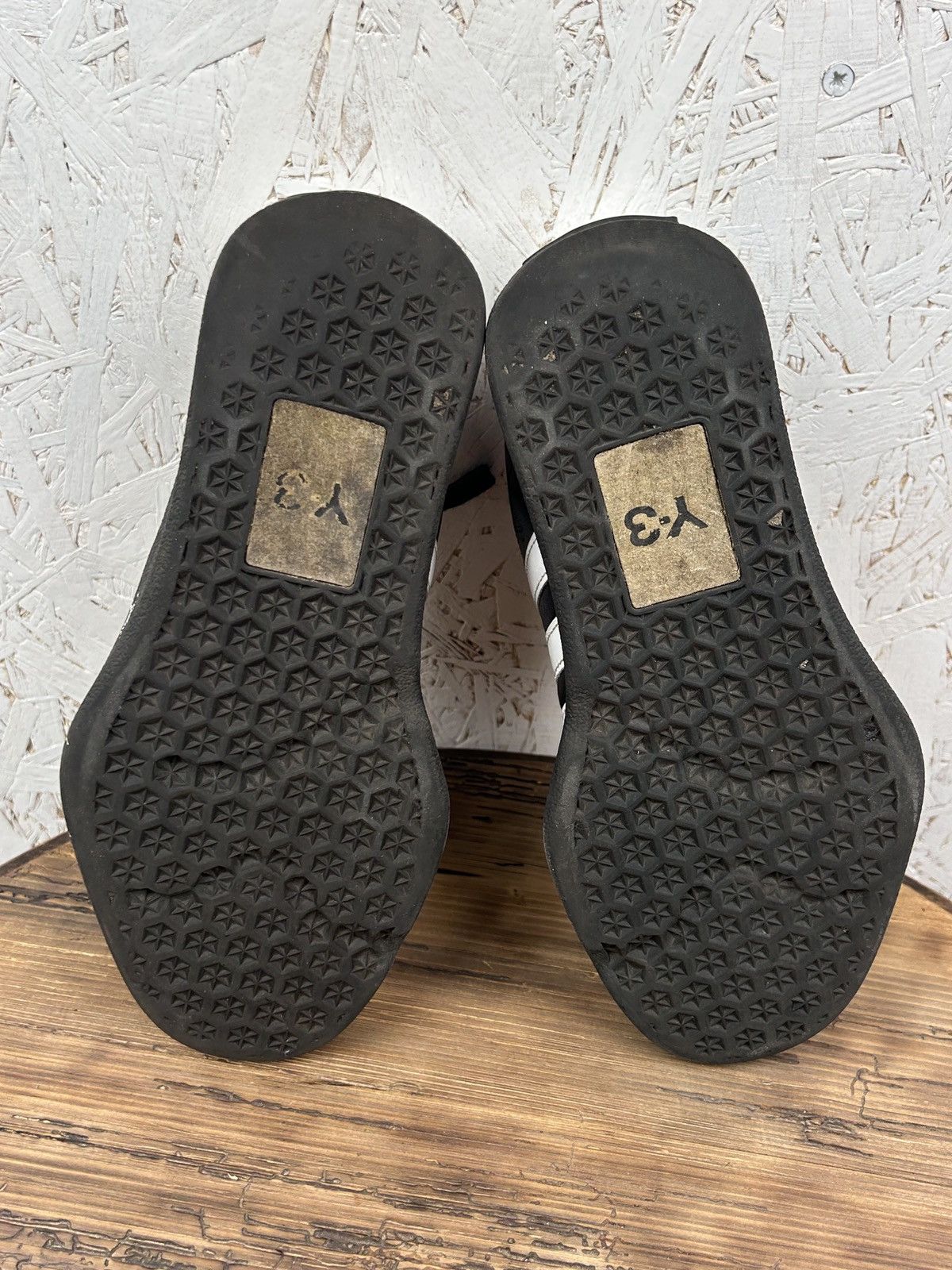 Adidas Adidas Y-3 Tangutsu Football Black White Low Top Sneakers Size US 5.5 / EU 38 - 8 Thumbnail