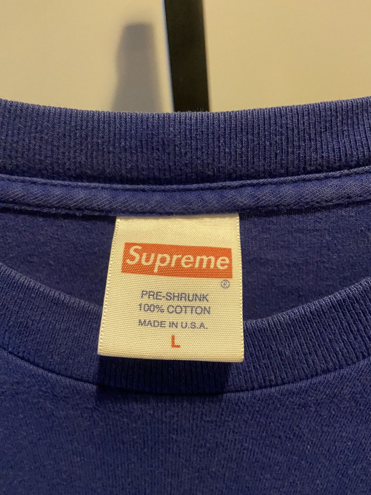 Supreme Supreme SS13 Catwoman Tee Size US L / EU 52-54 / 3 - 2 Thumbnail