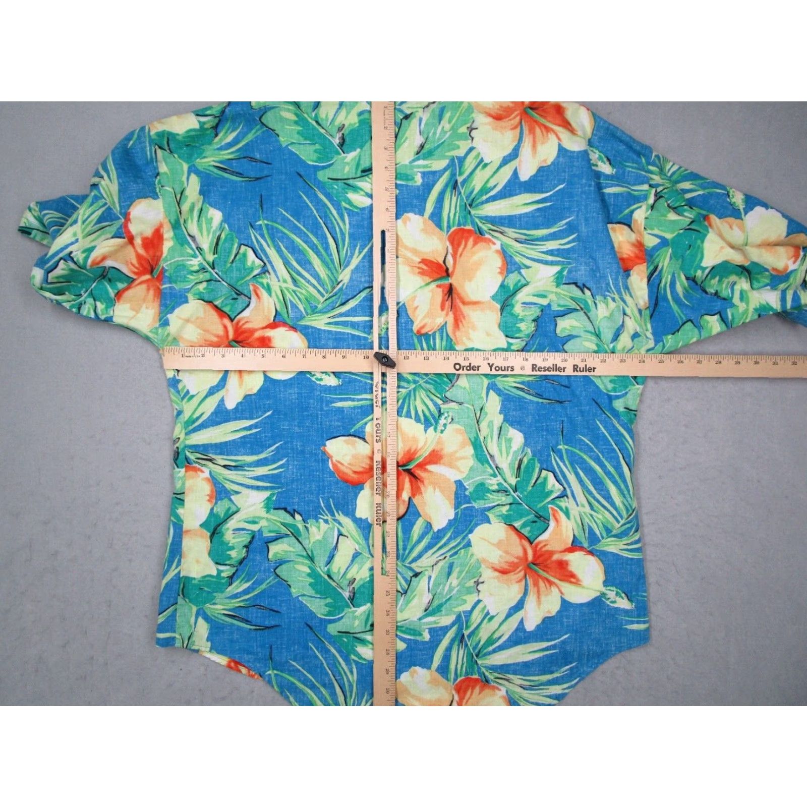 Paradise VINTAGE Paradise of The Pacific Men's Shirt Short Sleeve Hawaiian Floral Button Up Blue 60s 70s Retro Made in USA Size US L / EU 52-54 / 3 - 6 Thumbnail