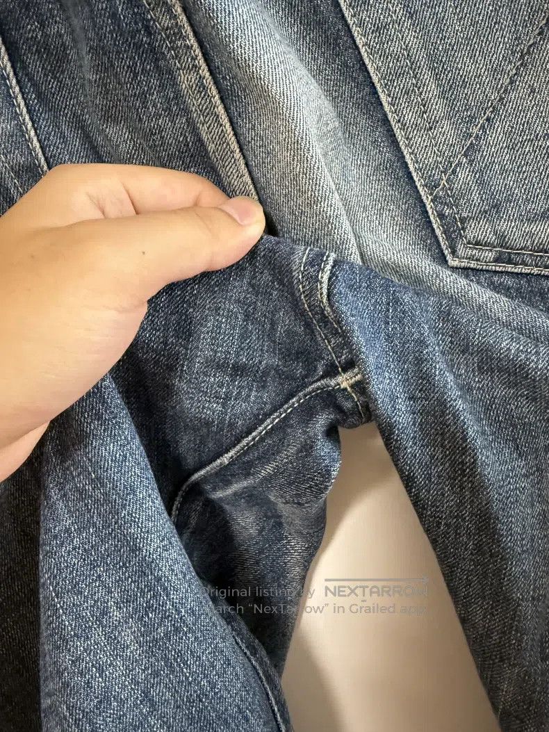 Neighborhood Neighborhood size L Basic washed denim jeans Size US 27 - 3 Thumbnail