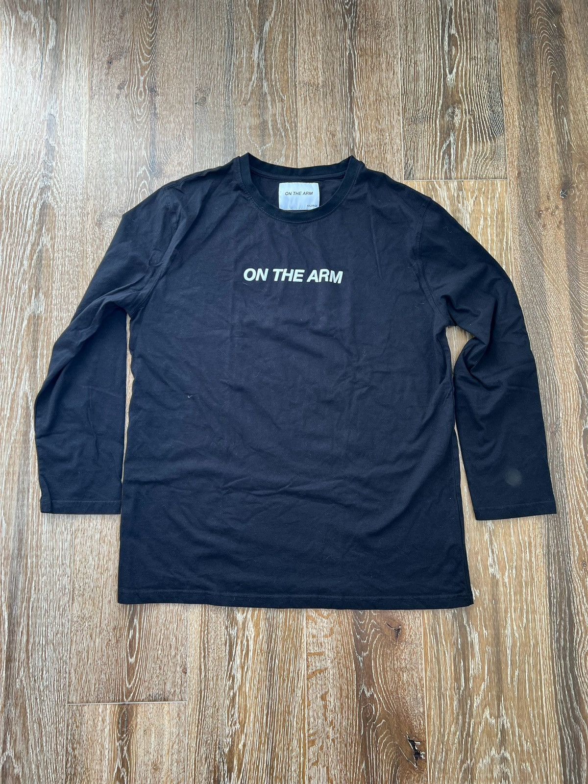 Vintage On the arm longsleeve Size US L / EU 52-54 / 3 - 1 Thumbnail