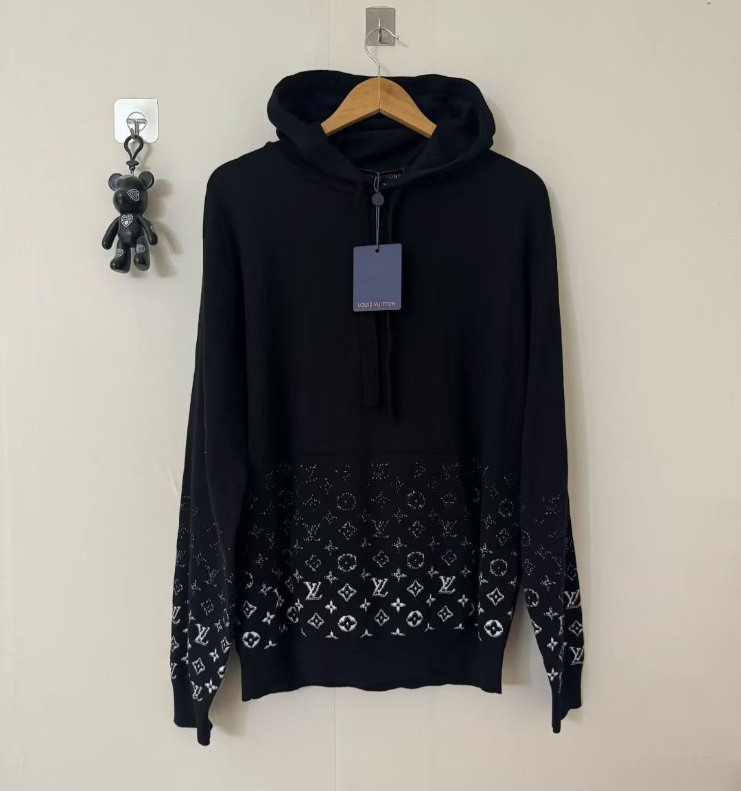 Louis Vuitton LV New Black White Gradient Monogram Sweater Hoodie Size US L / EU 52-54 / 3 - 1 Thumbnail