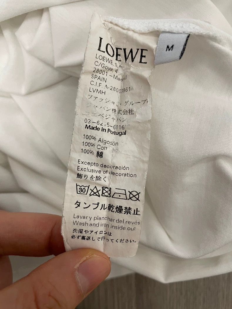 Loewe loewe White embroidered small logo short sleeve 2506-Nextar Size US M / EU 48-50 / 2 - 5 Thumbnail
