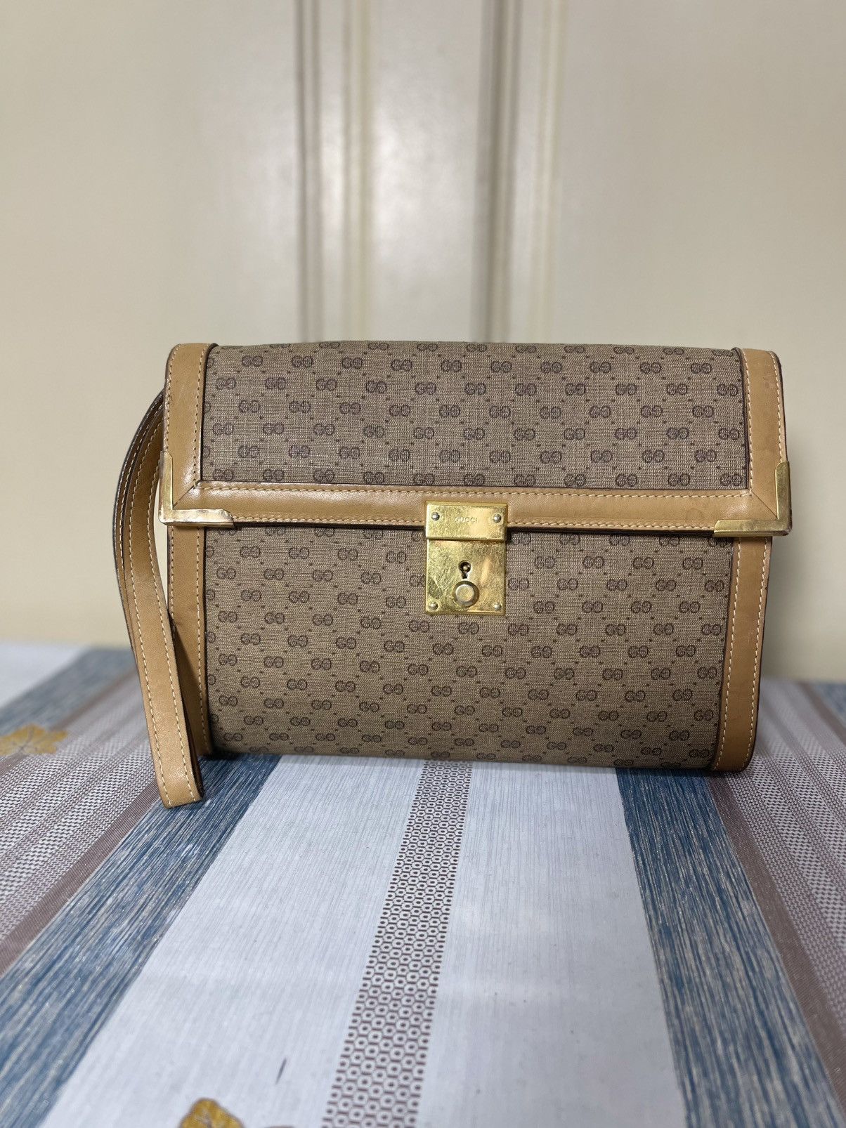 Gucci Vintage Gucci Micro GG canvas and leather clutch bag Size ONE SIZE - 1 Thumbnail