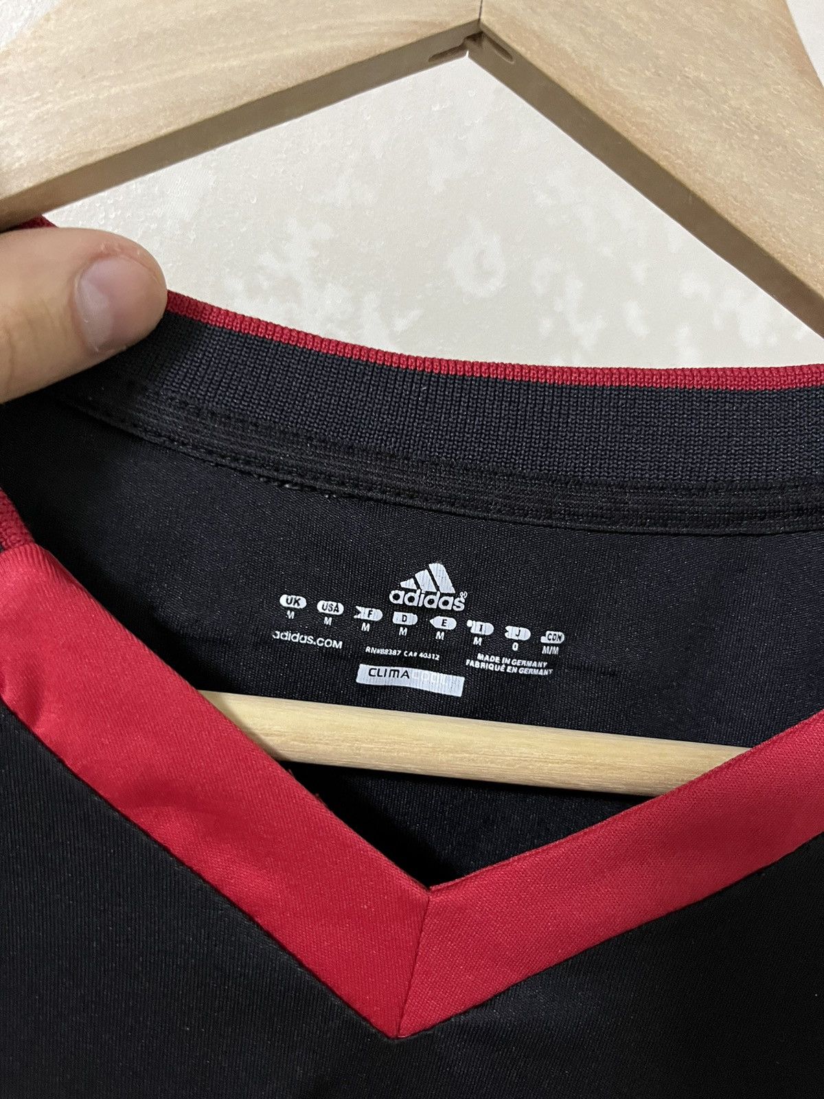 Adidas Adidas Germany 2010 Vintage Away Jersey Made in Germany Size US M / EU 48-50 / 2 - 3 Thumbnail