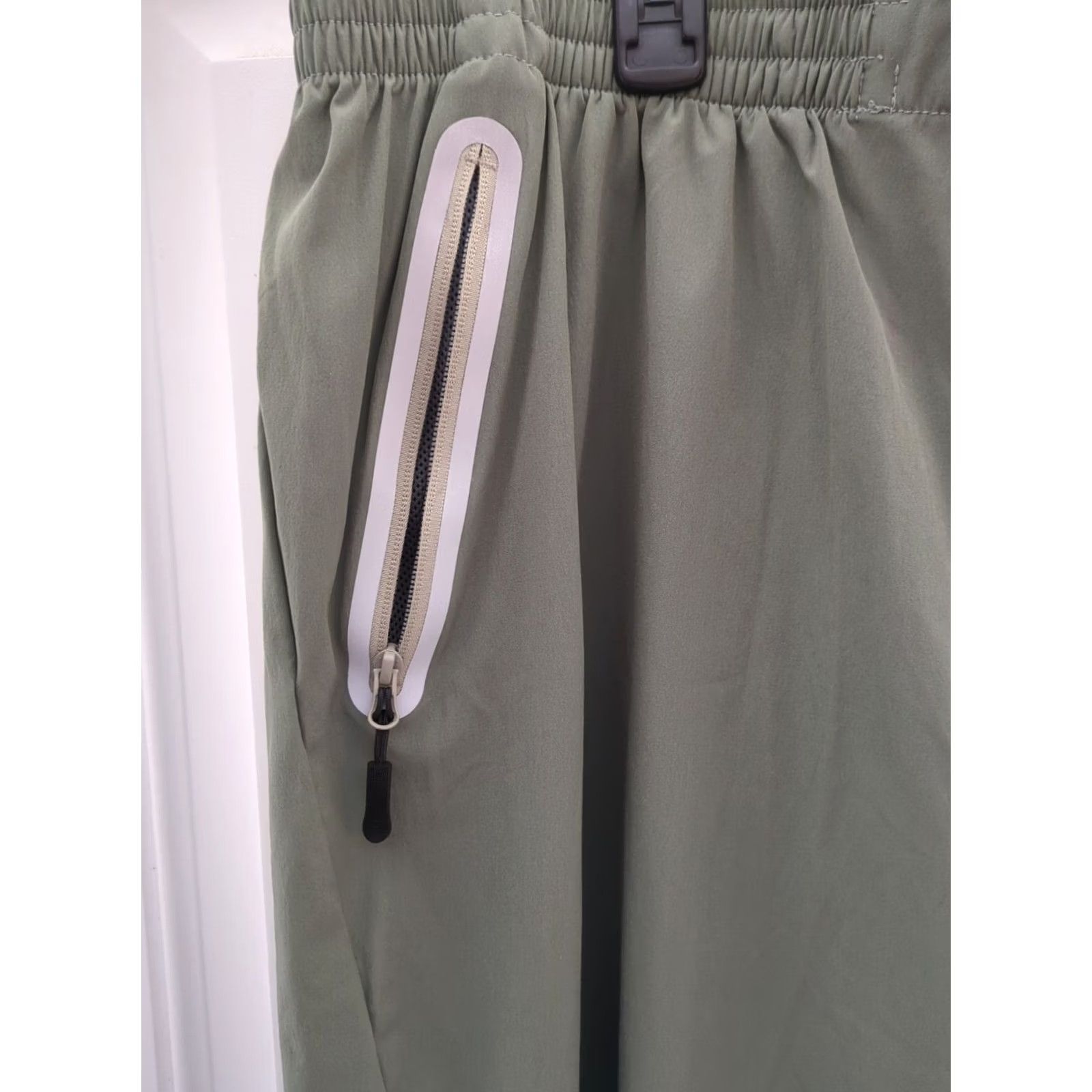 Vintage Mapamyumco Hiking Pants Women's Green NWT XXL Breathable Quick Dry Pockets UV Protection Inseam 31" Adjustable Elastic Mapamyuco Style Hiking Size 40" / US 18 - 2 Thumbnail