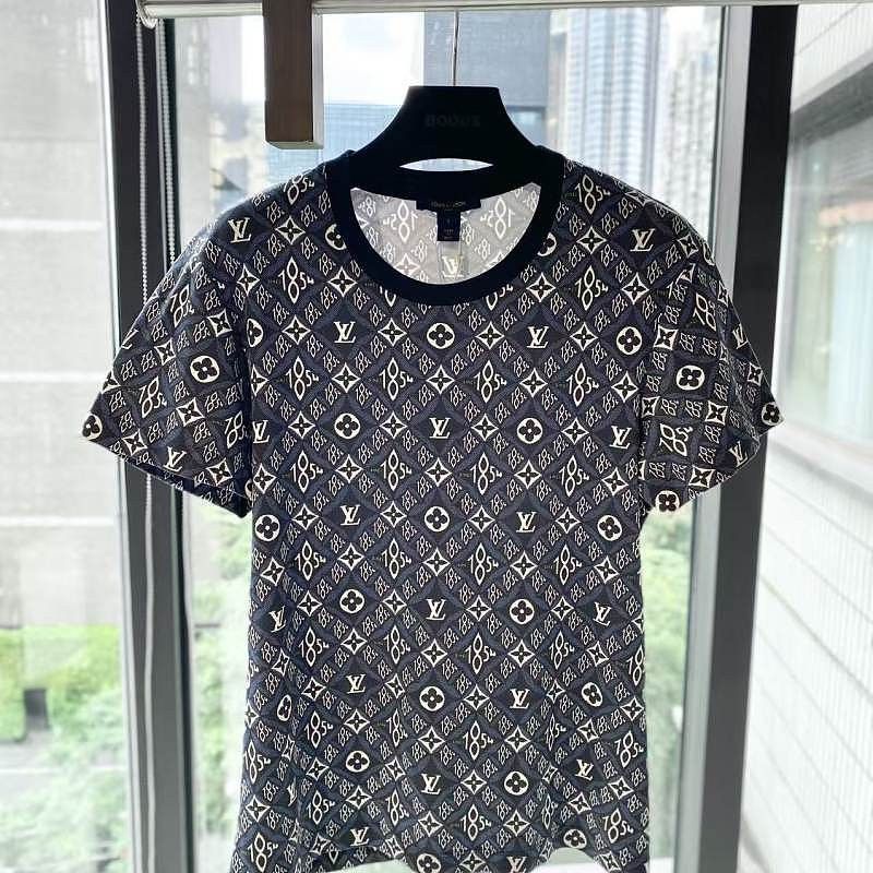 Louis Vuitton Louis Vuitton Monogram Short Sleeve T-Shirt Size S Size S / US 4 / IT 40 - 1 Thumbnail