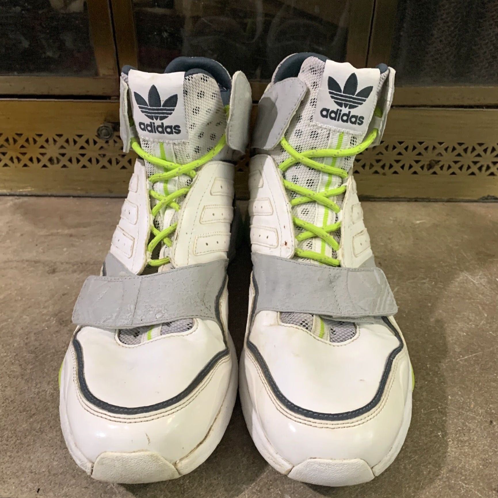 Adidas VINTAGE Adidas Mega Torsion XTH High Top Basketball Sneakers Mens Size 11.5 Volt Gray Size US L / EU 52-54 / 3 - 5 Thumbnail
