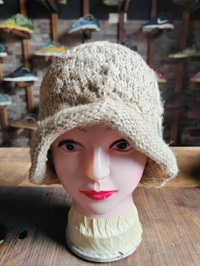 Japanese Brand Vintage Crochet Knitted handmade Beanie Snowcap Size ONE SIZE - 2 Thumbnail