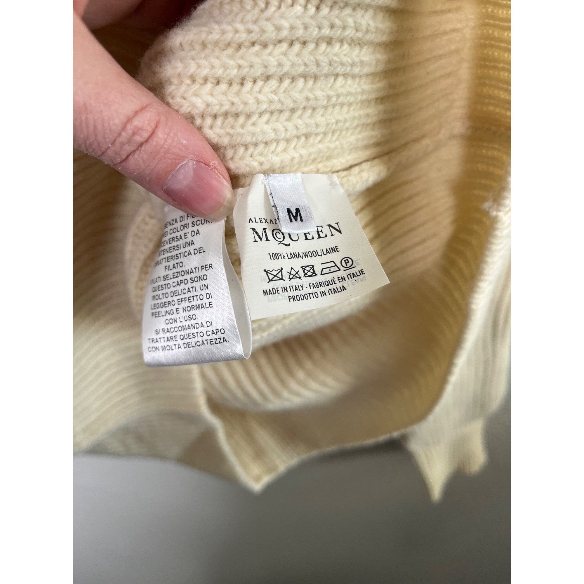 Alexander McQueen Alexander McQueen Mens Cream Ribbed Knit Wool Sweater Size US M / EU 48-50 / 2 - 8 Thumbnail