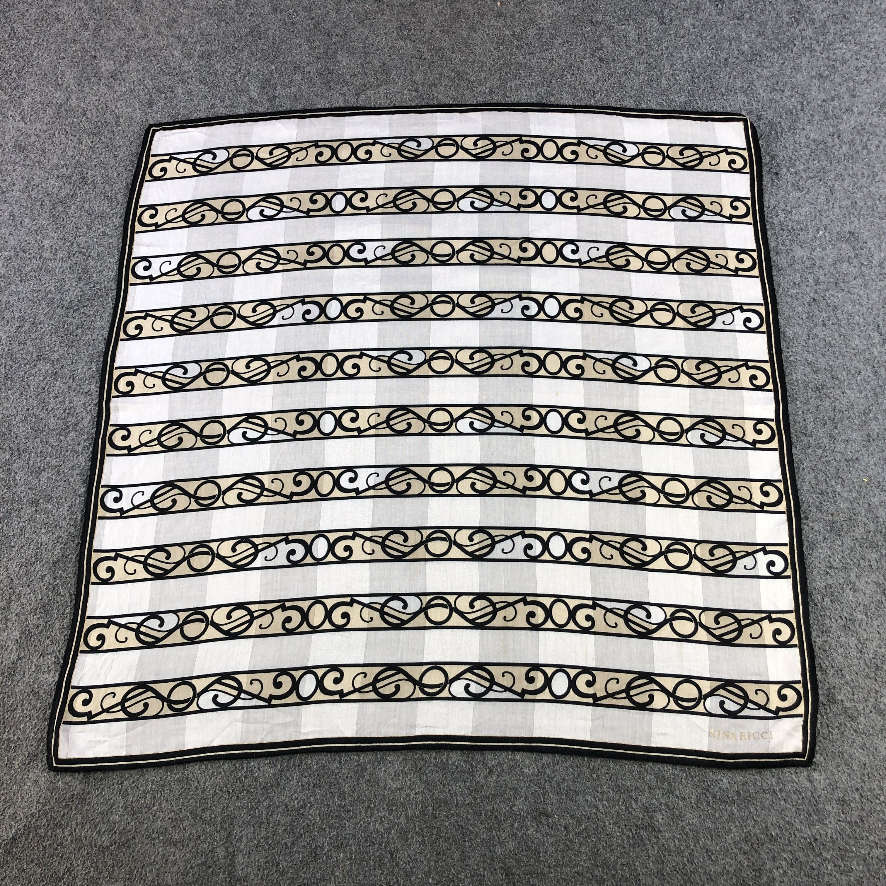 Nina Ricci Nina Ricci Handkerchief Neckerchief Bandana H2375 Size ONE SIZE - 2 Thumbnail