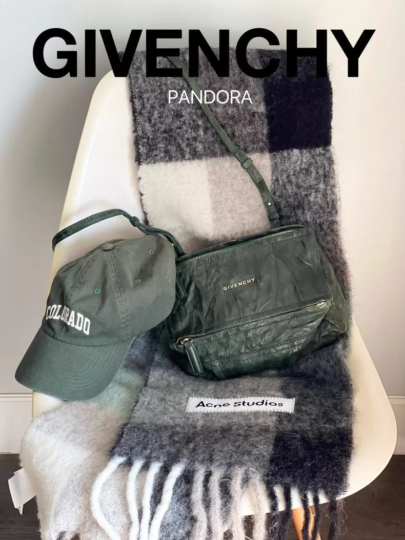 Givenchy Givenchy Classic Pandora Bag Size ONE SIZE - 1 Thumbnail