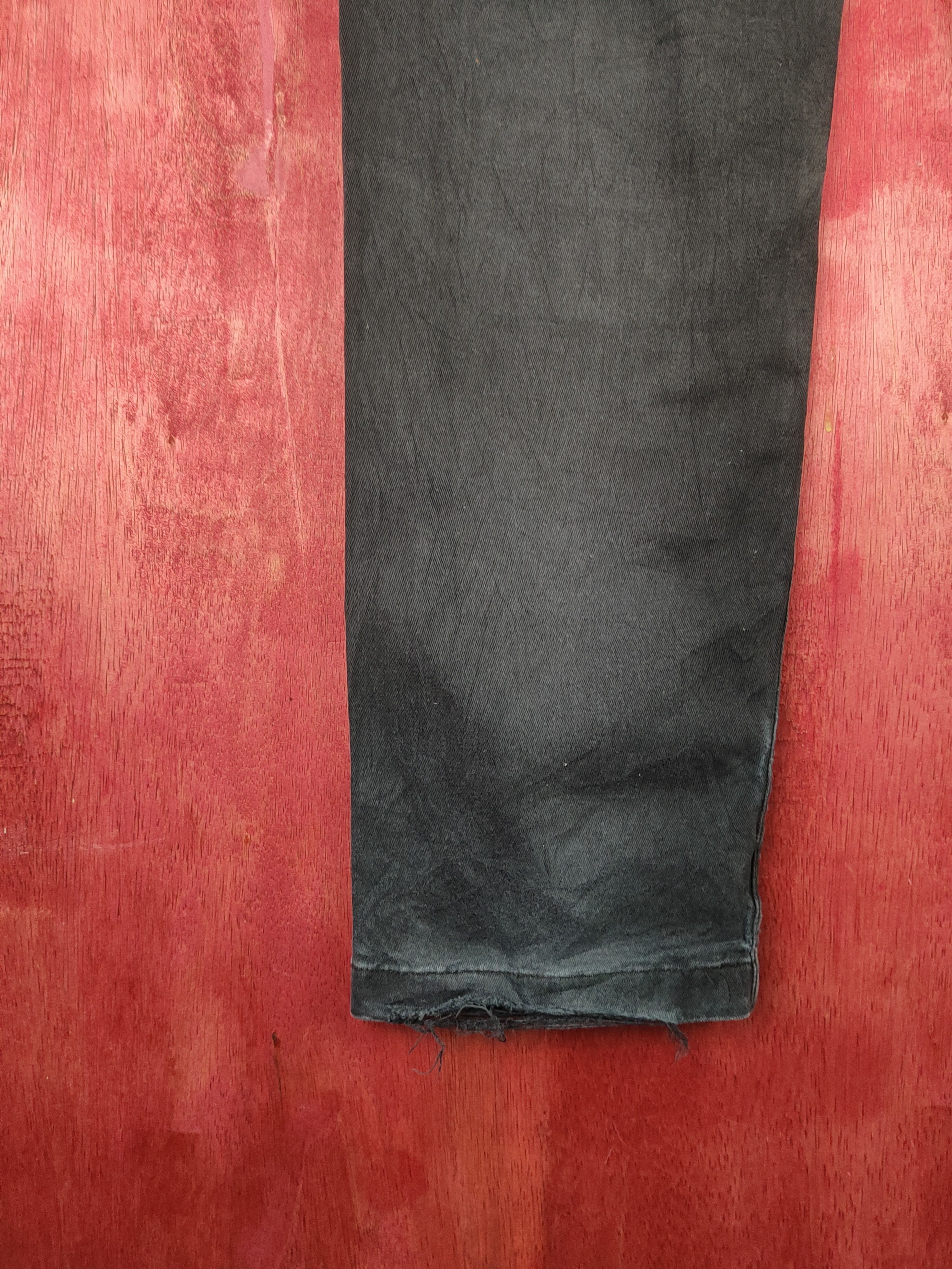 Japanese Brand × Vintage Confirm vintage distressed Ripped Casual Pants #S1430 Size US 31 - 12 Thumbnail