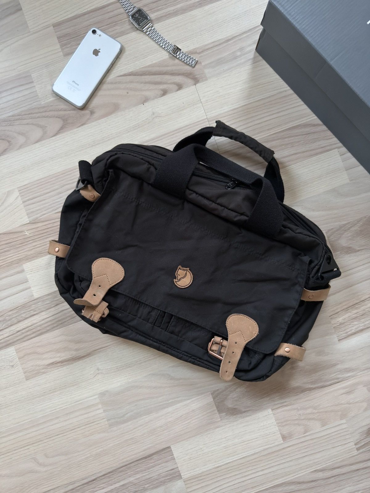 Fjallraven Fjallraven Vintage Fjallraven G-1000 Canvas Bag Shoulder Size 38 - 1 Thumbnail
