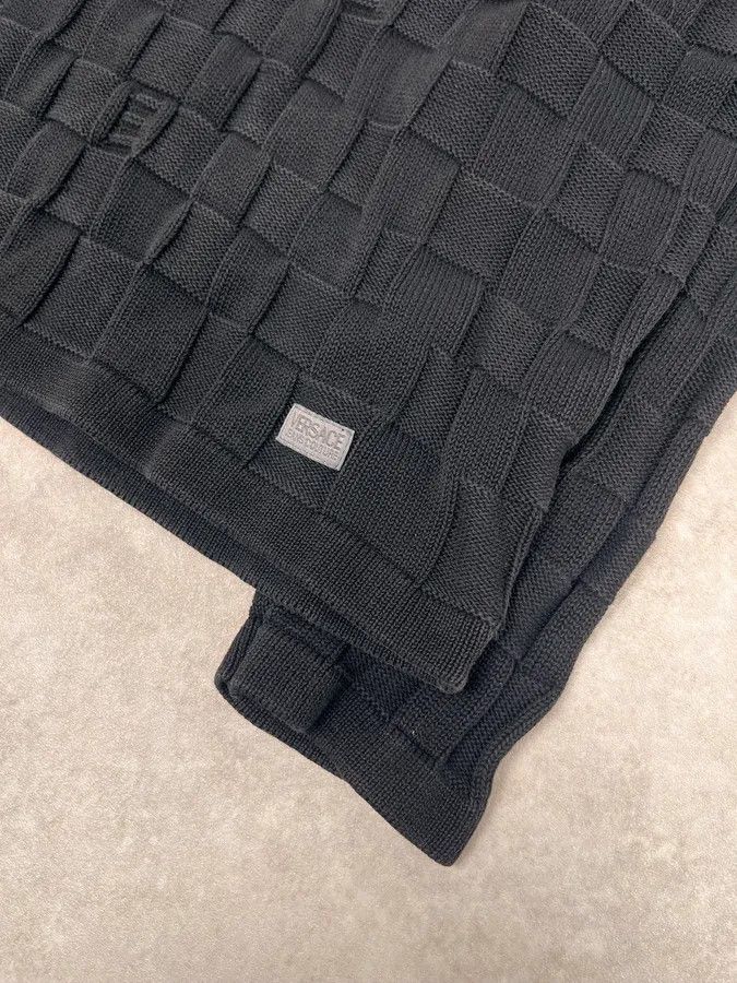 Versace 2000s Versace Black Waffled Textured Polo Size US M / EU 48-50 / 2 - 6 Thumbnail