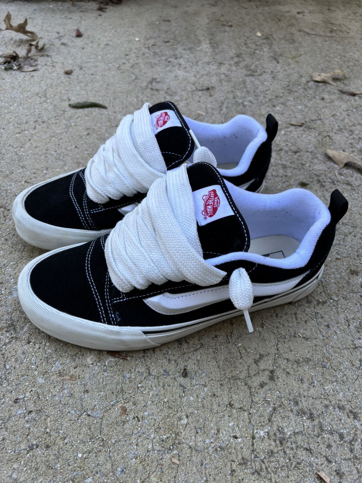 Vans Knu Skool Black/White